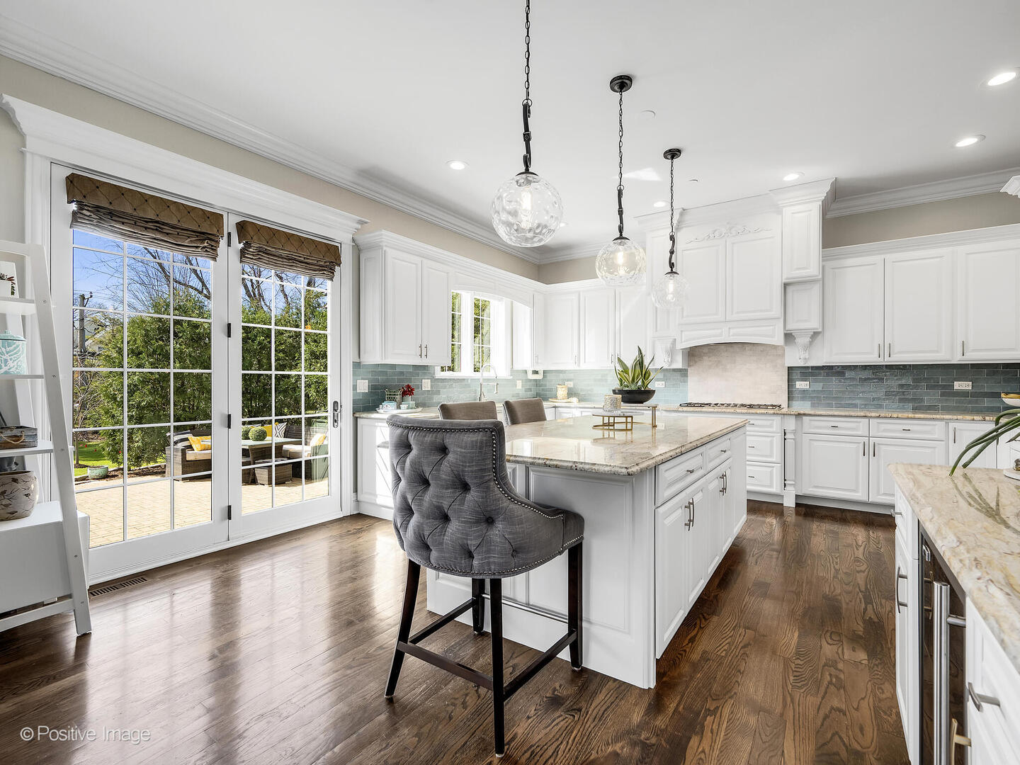 116 S Prospect Avenue, Clarendon Hills, IL 60514