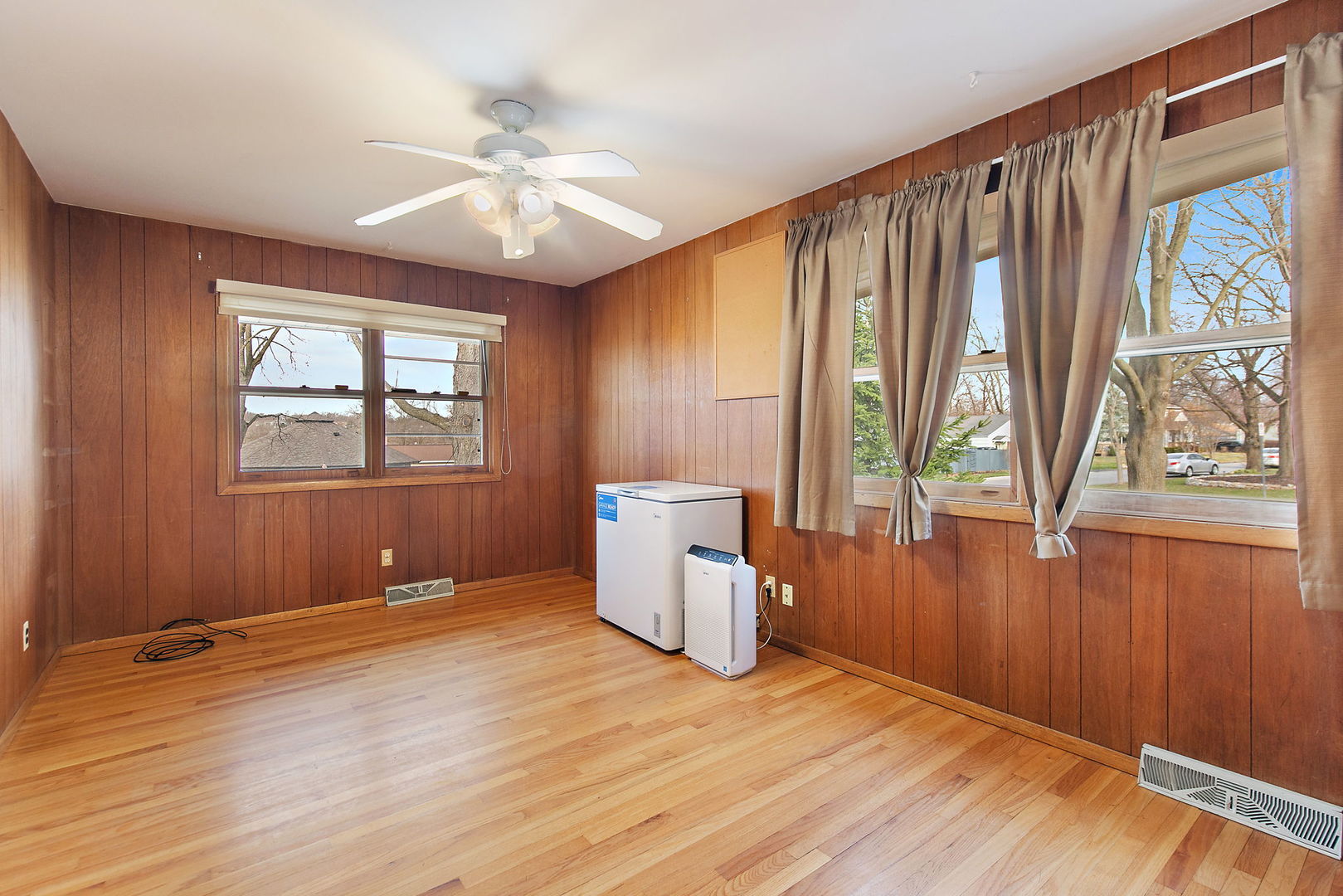 1000 Jackson Avenue, St. Charles, IL 60174