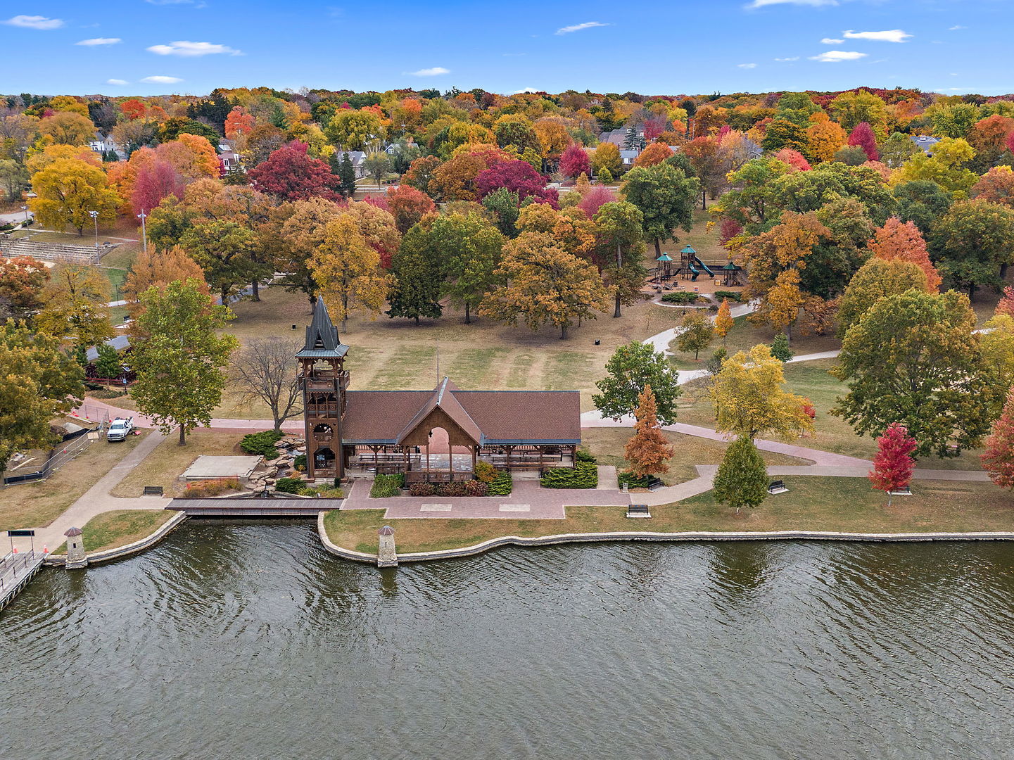 1000 Jackson Avenue, St. Charles, IL 60174