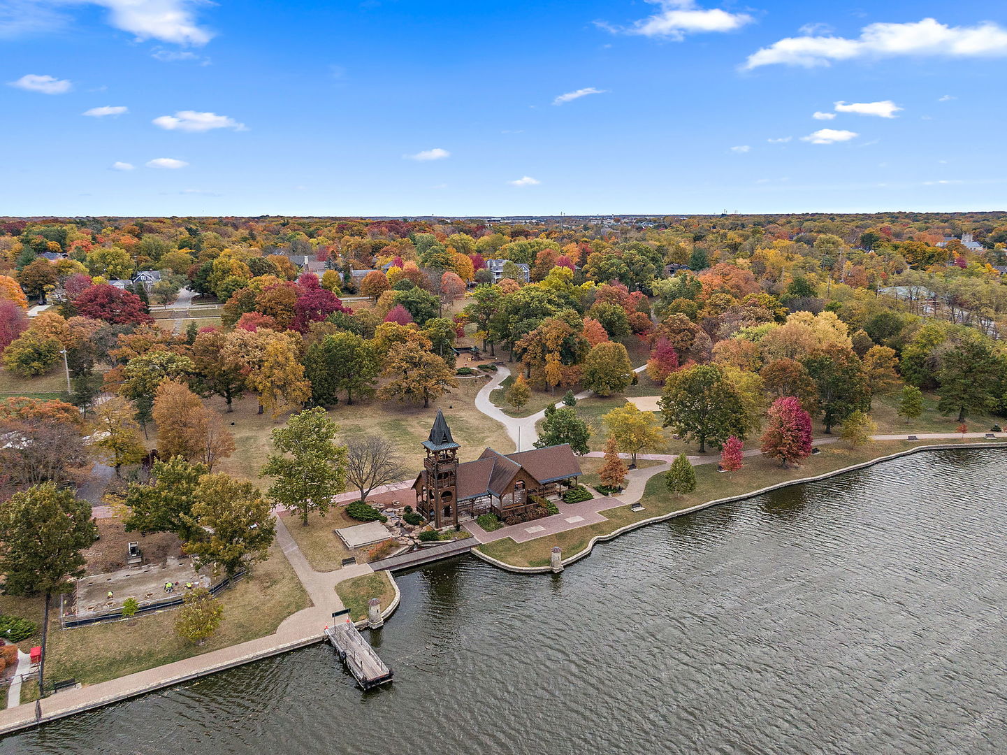 1000 Jackson Avenue, St. Charles, IL 60174