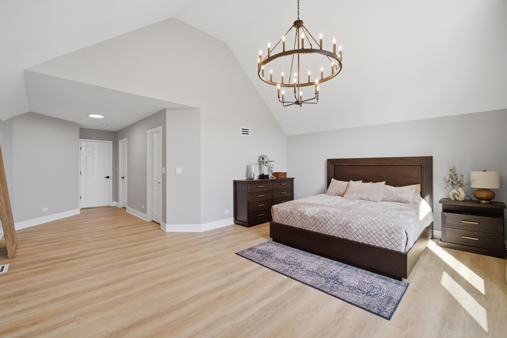 736 N Franklin Avenue, Palatine, IL 60067