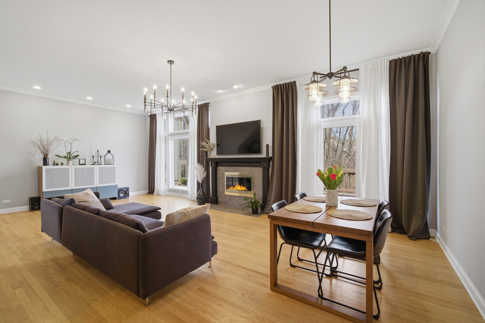 736 N Franklin Avenue, Palatine, IL 60067