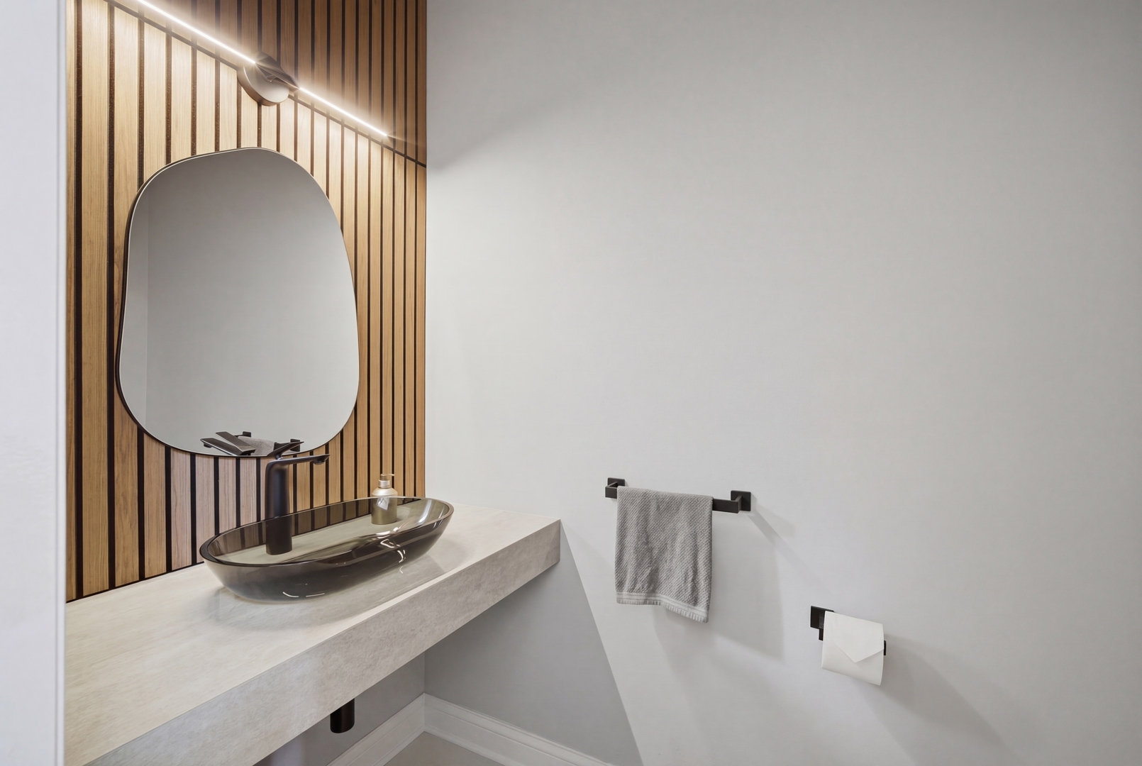 736 N Franklin Avenue, Palatine, IL 60067