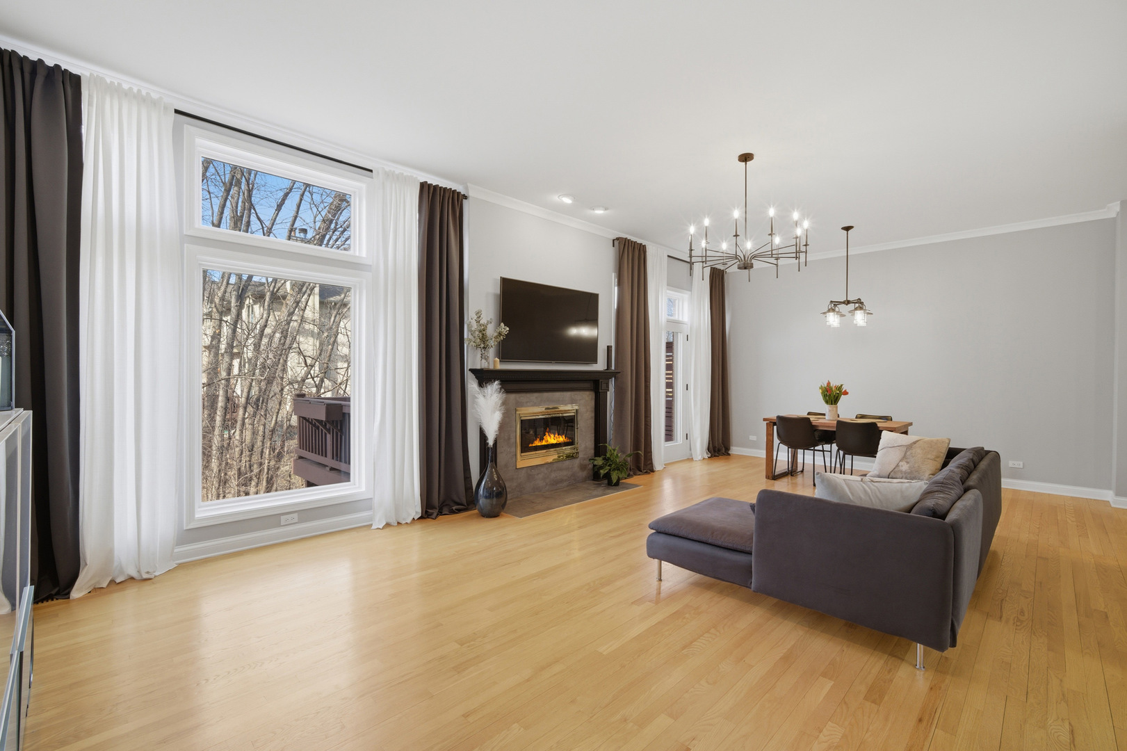 736 N Franklin Avenue, Palatine, IL 60067