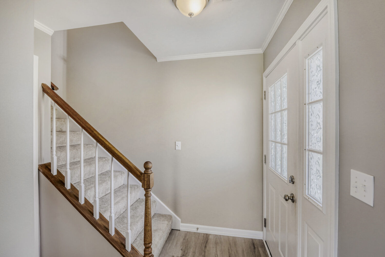 934 Surrey Lane #2, Sleepy Hollow, IL 60118