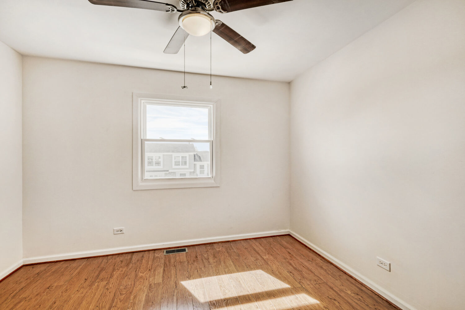 4441 HARBOR Circle, Hoffman Estates, IL 60192