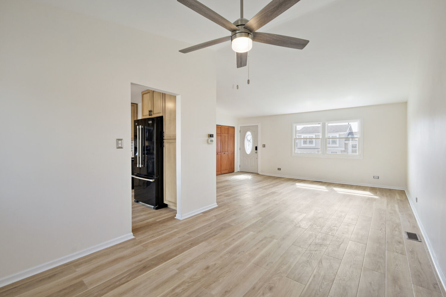 4441 HARBOR Circle, Hoffman Estates, IL 60192