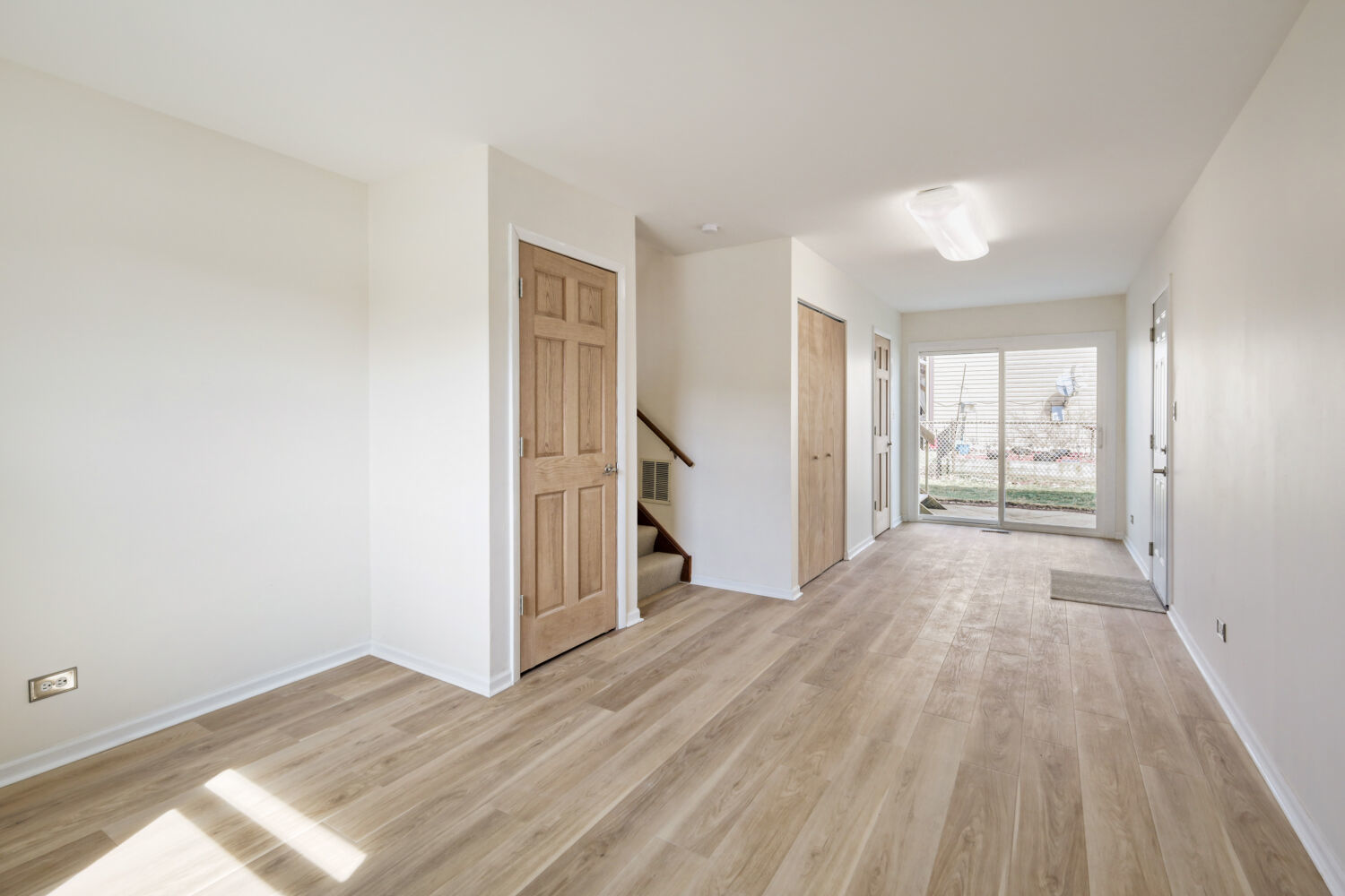 4441 HARBOR Circle, Hoffman Estates, IL 60192