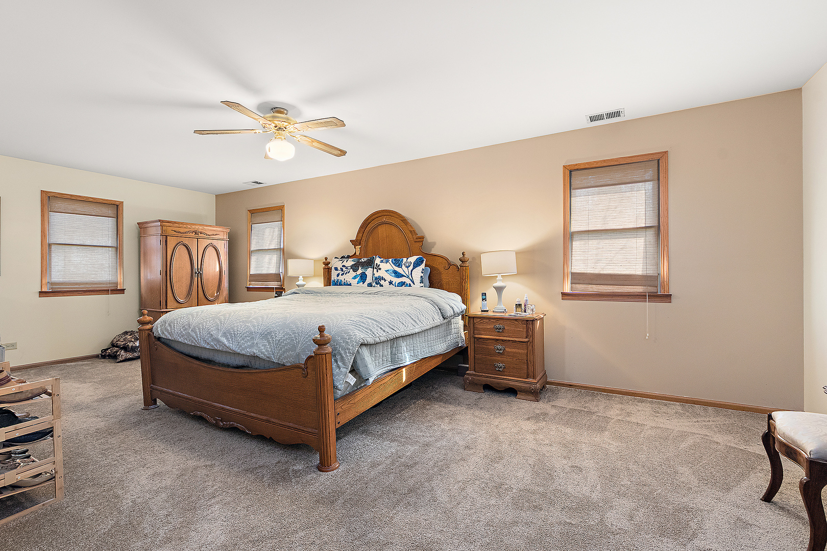 7112 W 114th Place, Worth, IL 60482