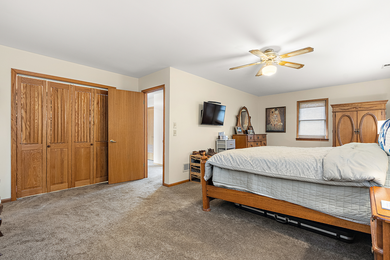 7112 W 114th Place, Worth, IL 60482