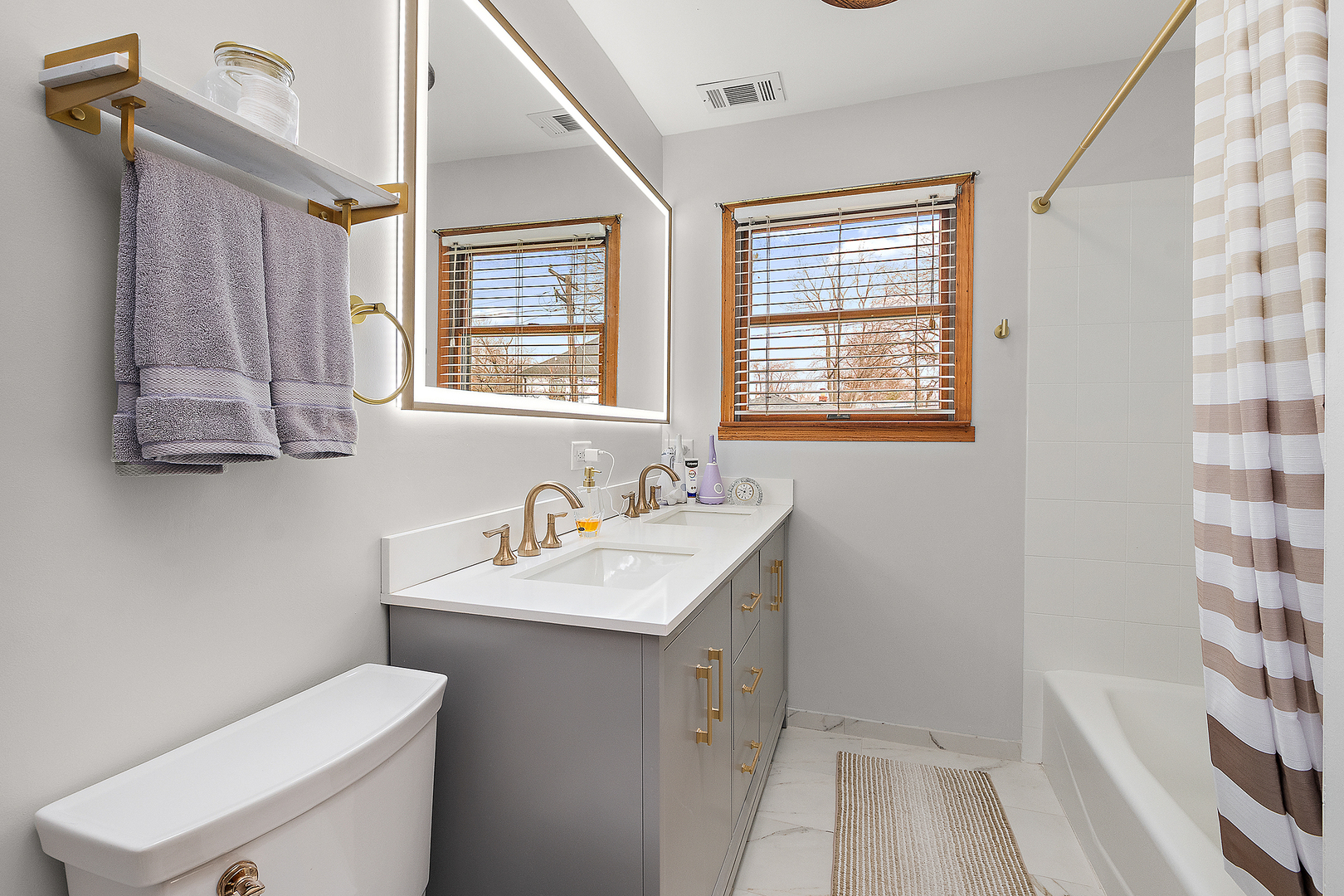 7112 W 114th Place, Worth, IL 60482