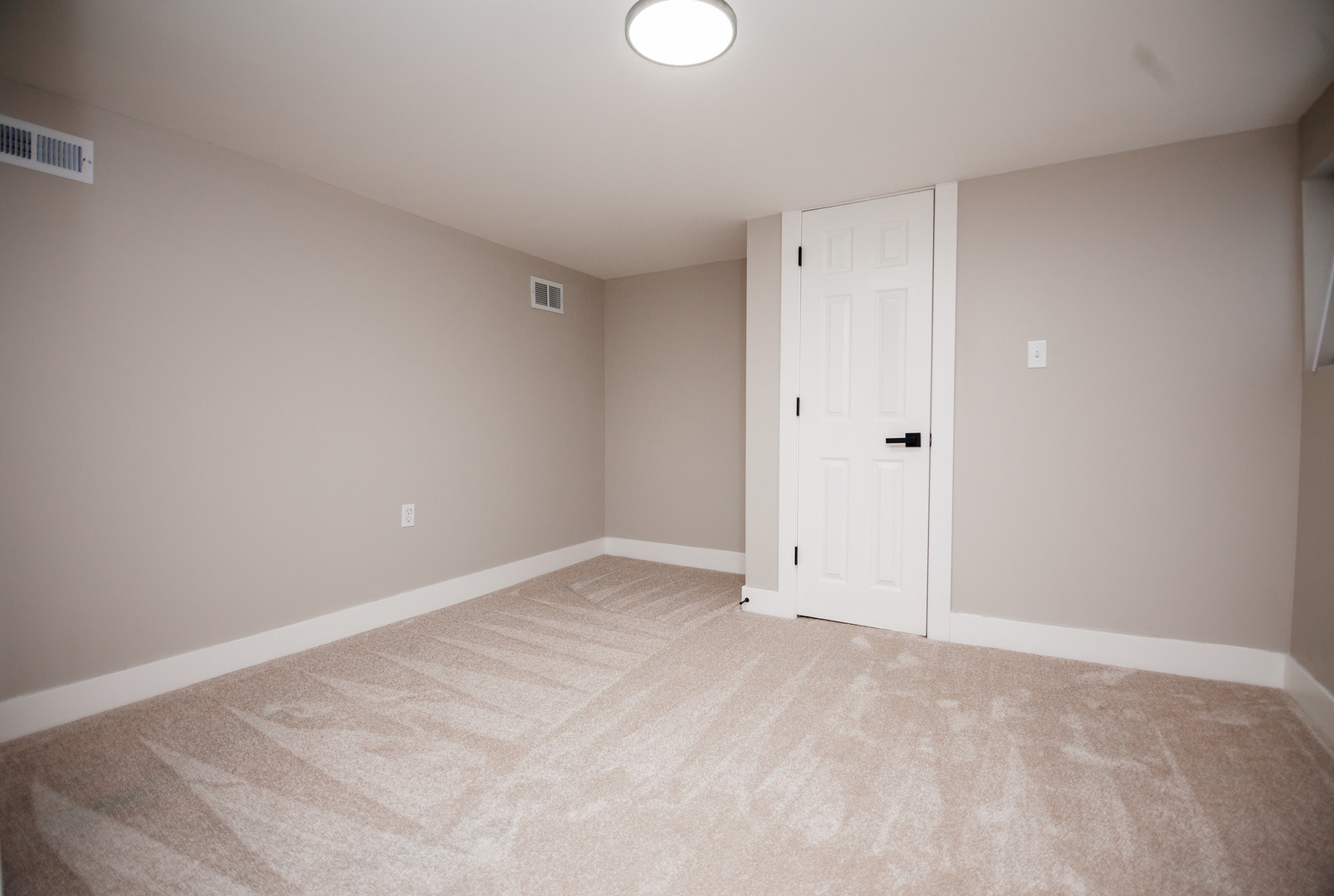 1156 W 102nd Street, Chicago, IL 60643