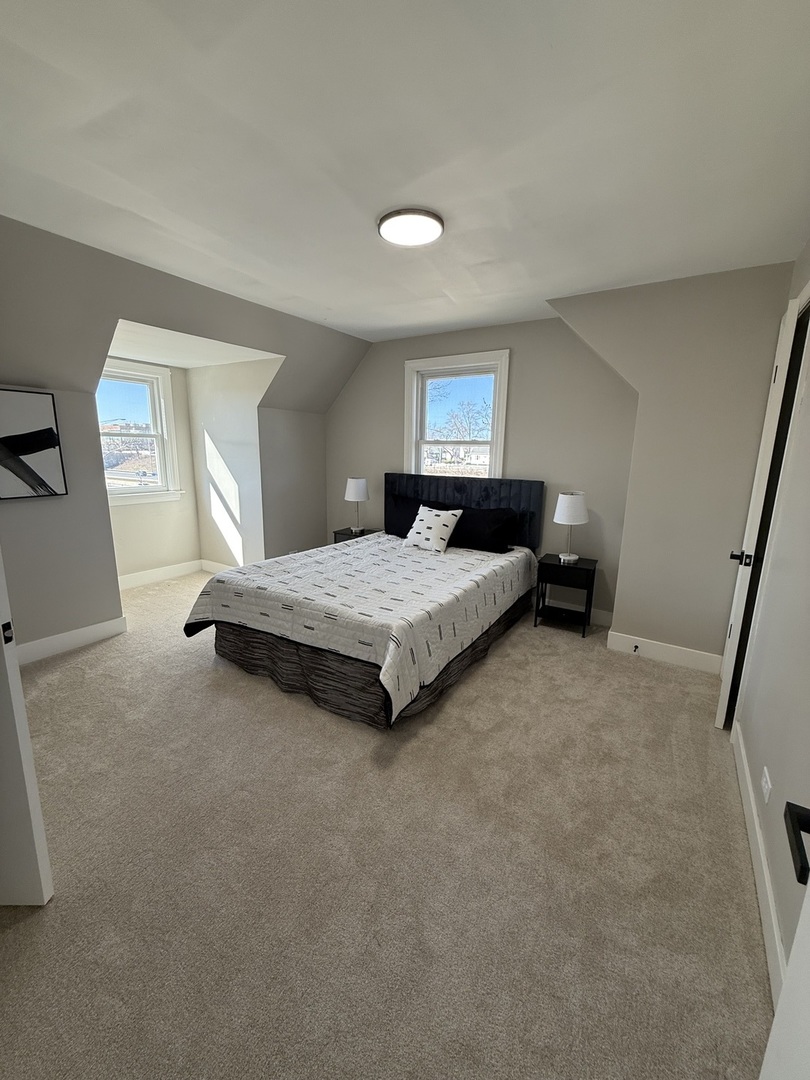 1156 W 102nd Street, Chicago, IL 60643