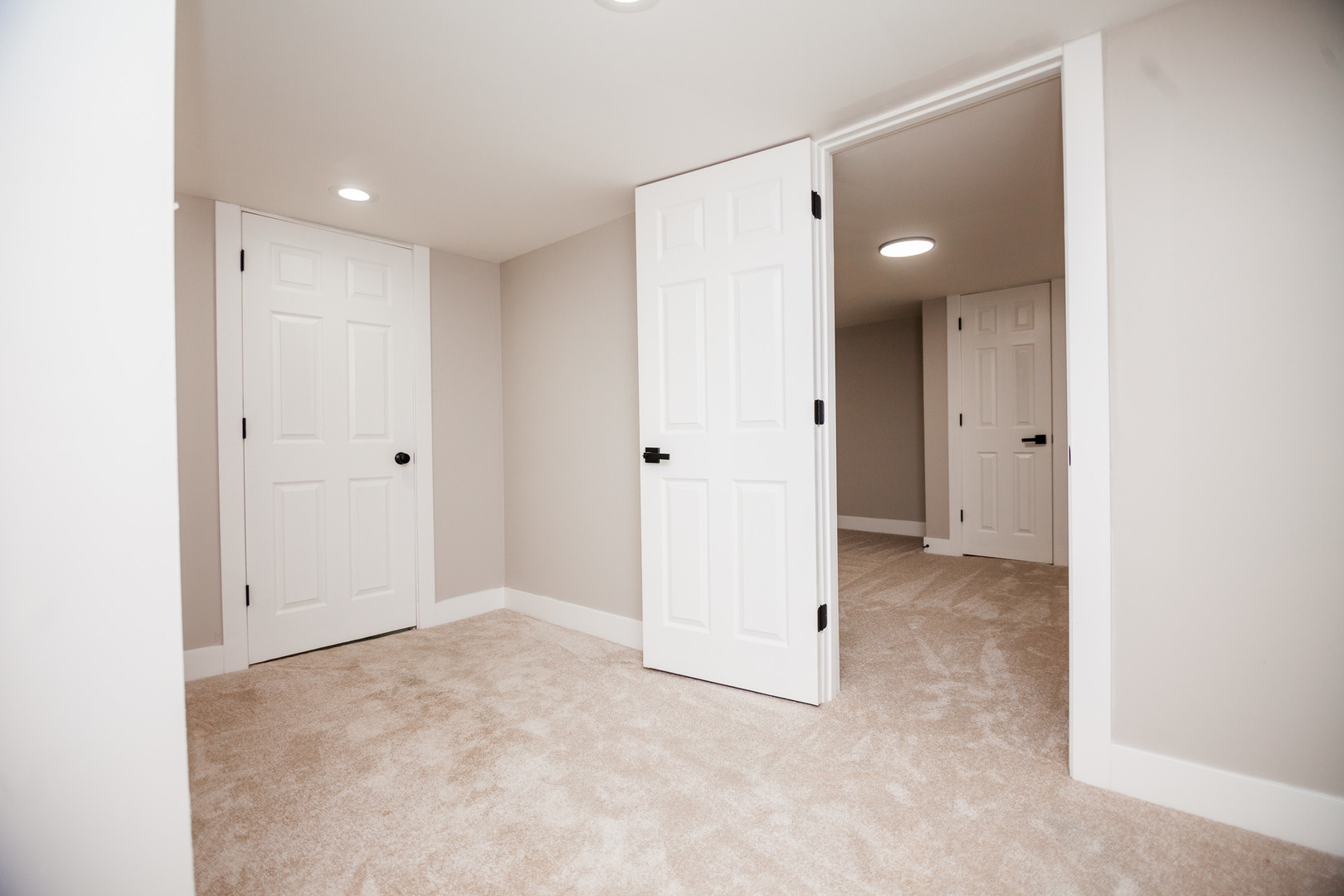 1156 W 102nd Street, Chicago, IL 60643