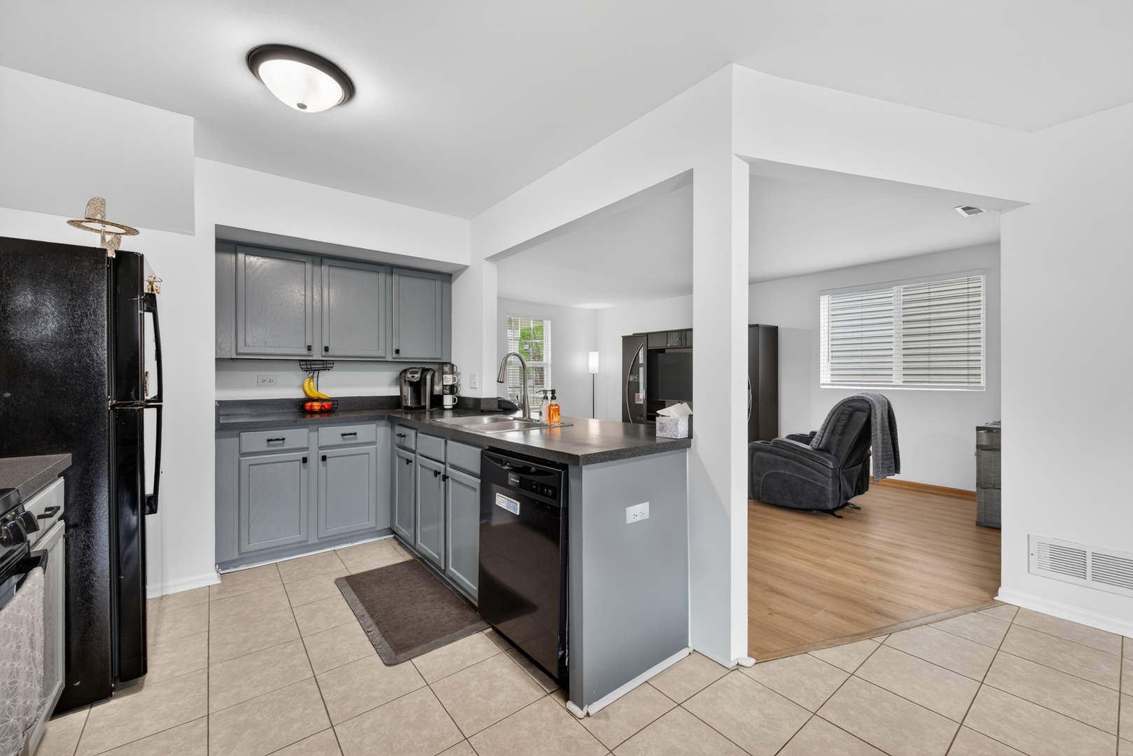 939 Four Seasons Boulevard, Aurora, IL 60504