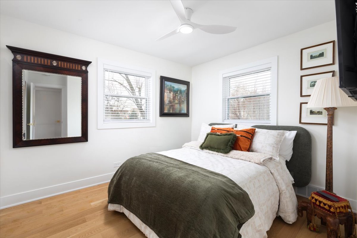 8122 Fairmount Avenue, Downers Grove, IL 60516