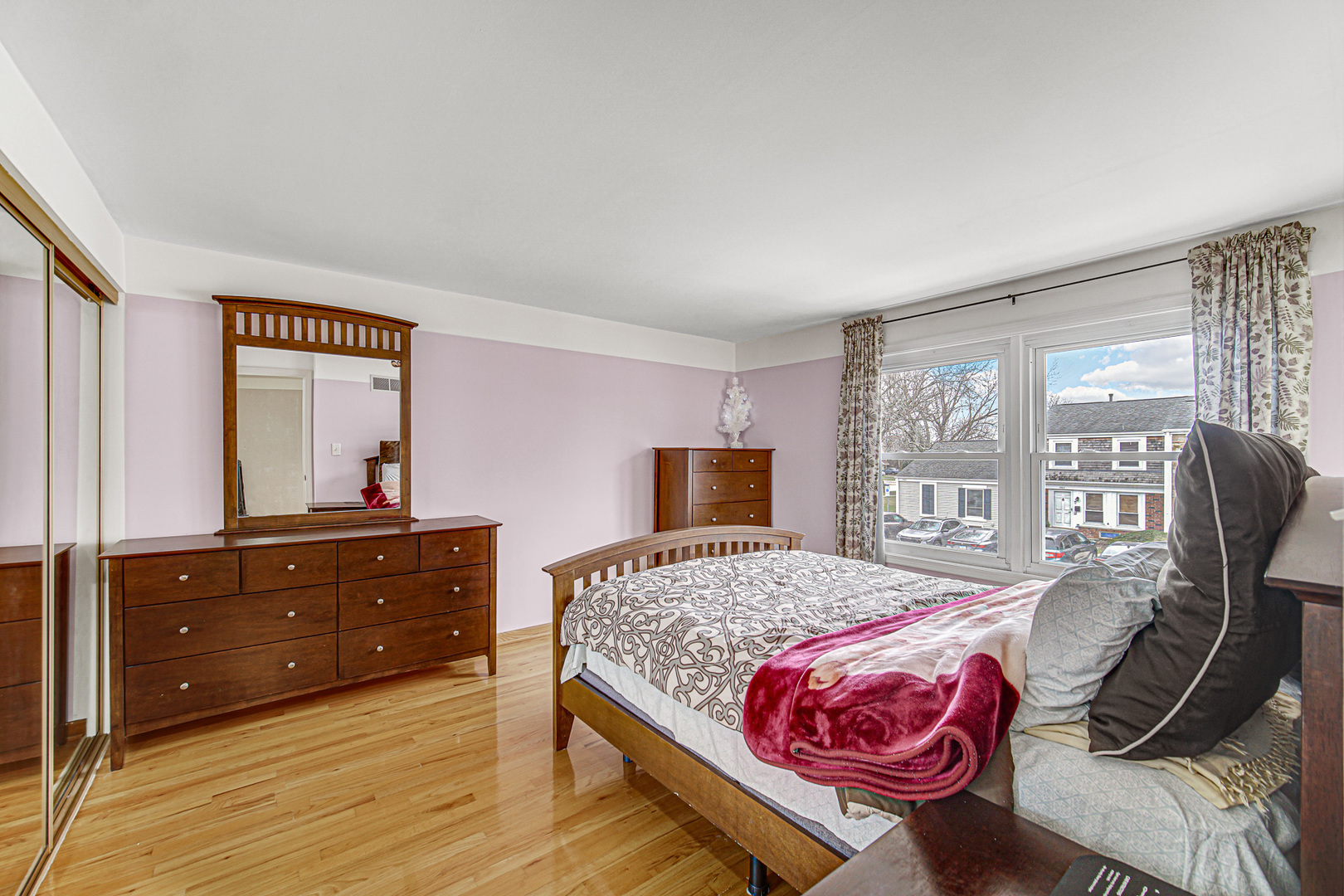 1965 Cheltenham Place, Hoffman Estates, IL 60169