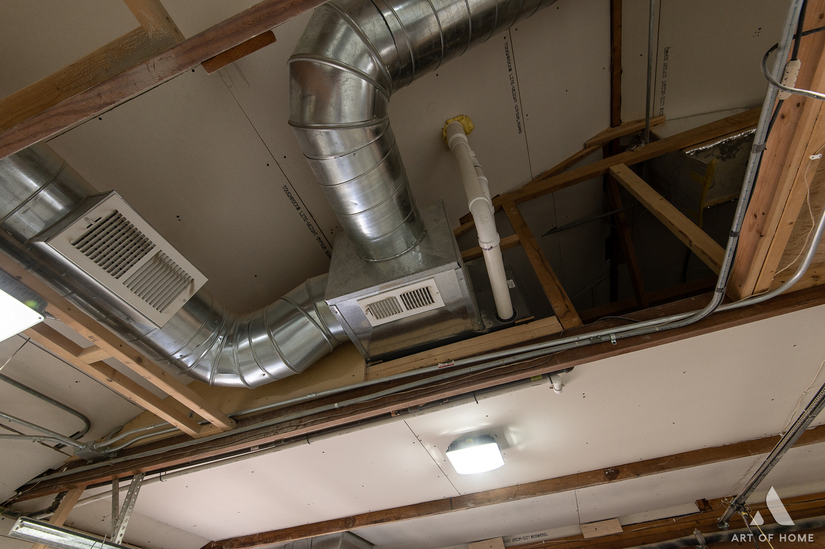 204 S Iowa Avenue, Addison, IL 60101