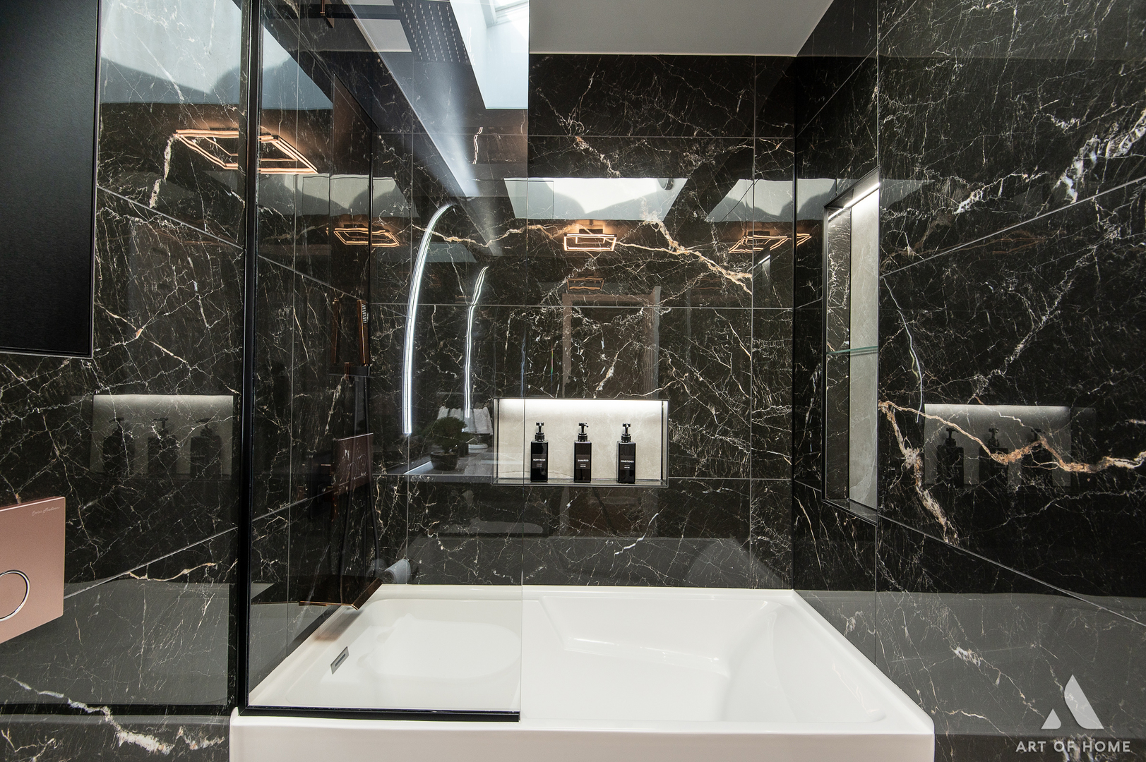 204 S Iowa Avenue, Addison, IL 60101