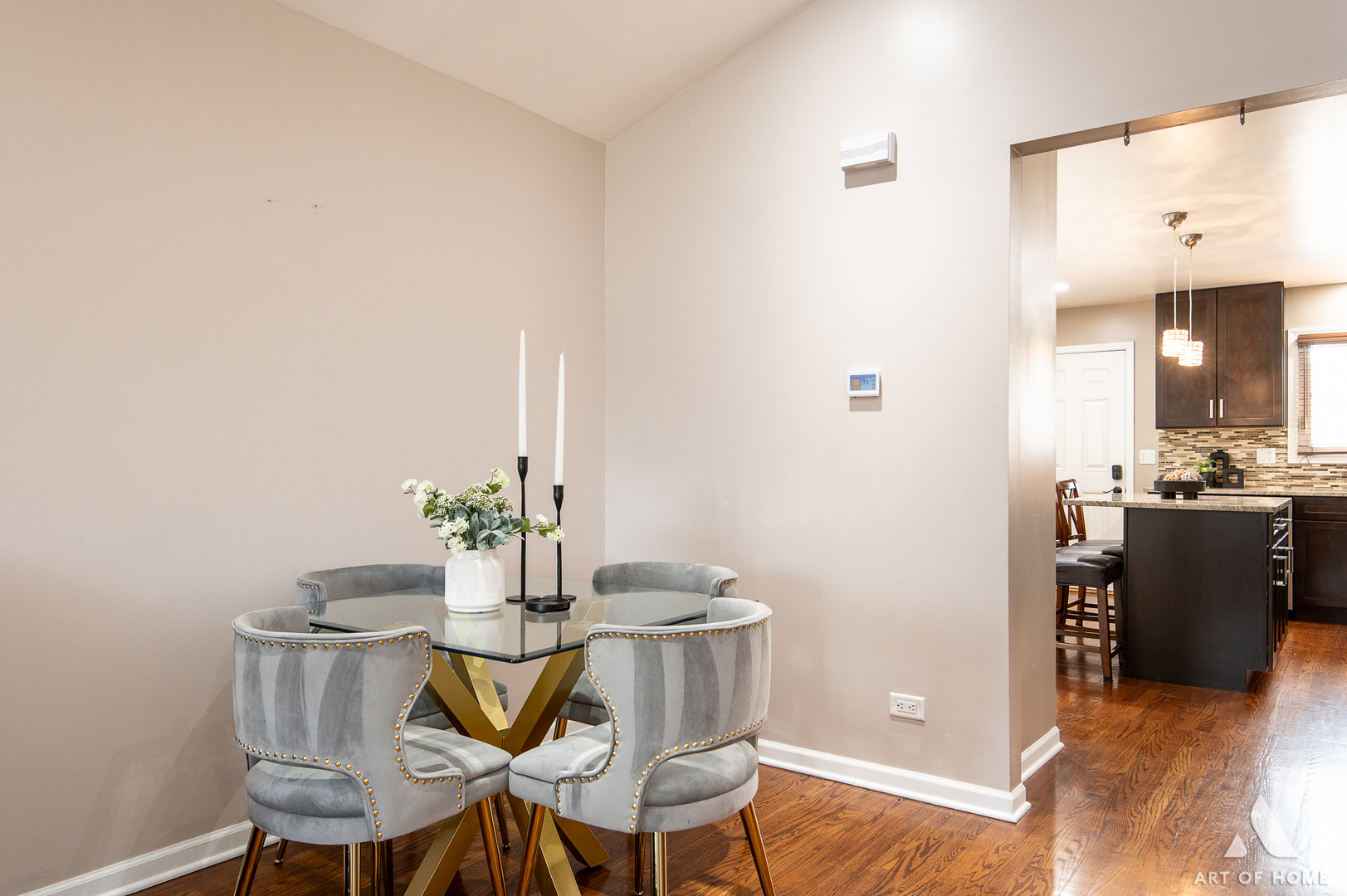 204 S Iowa Avenue, Addison, IL 60101