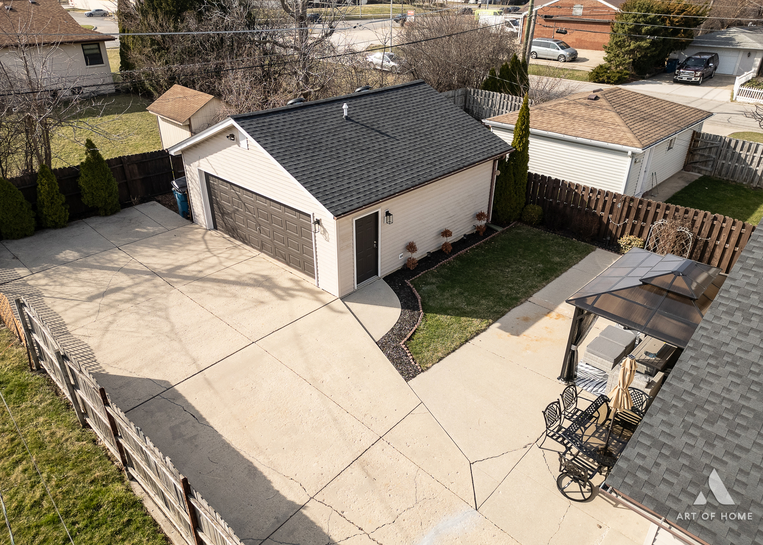 204 S Iowa Avenue, Addison, IL 60101