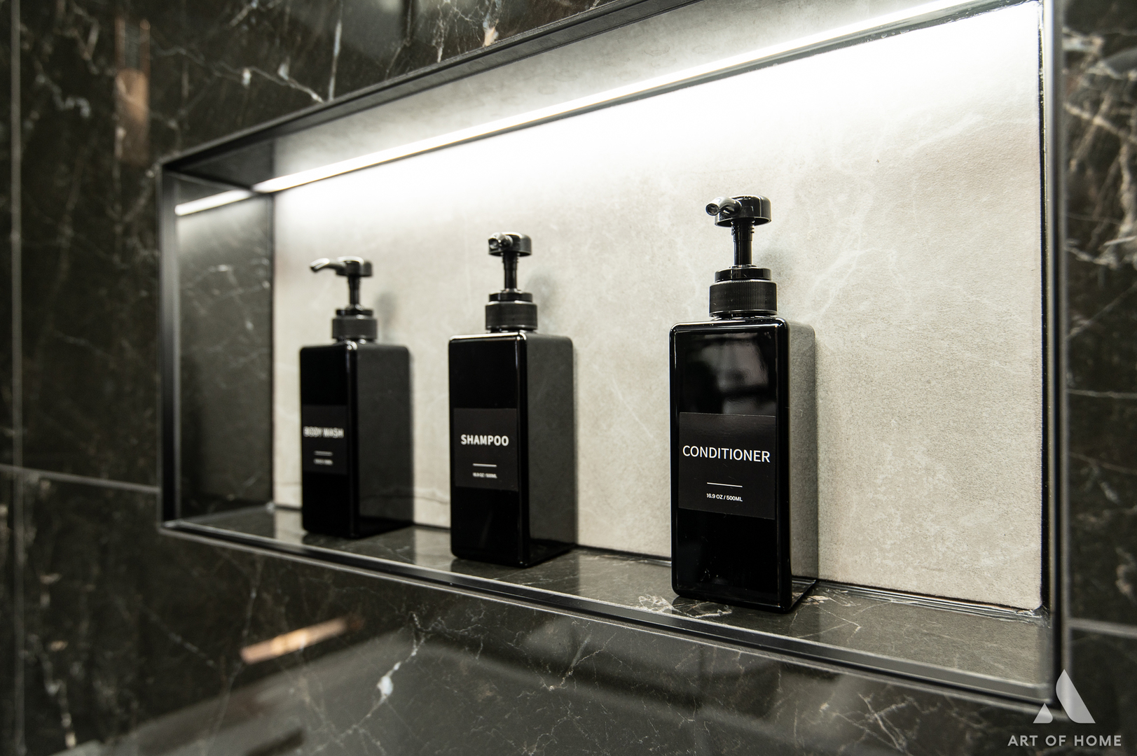 204 S Iowa Avenue, Addison, IL 60101