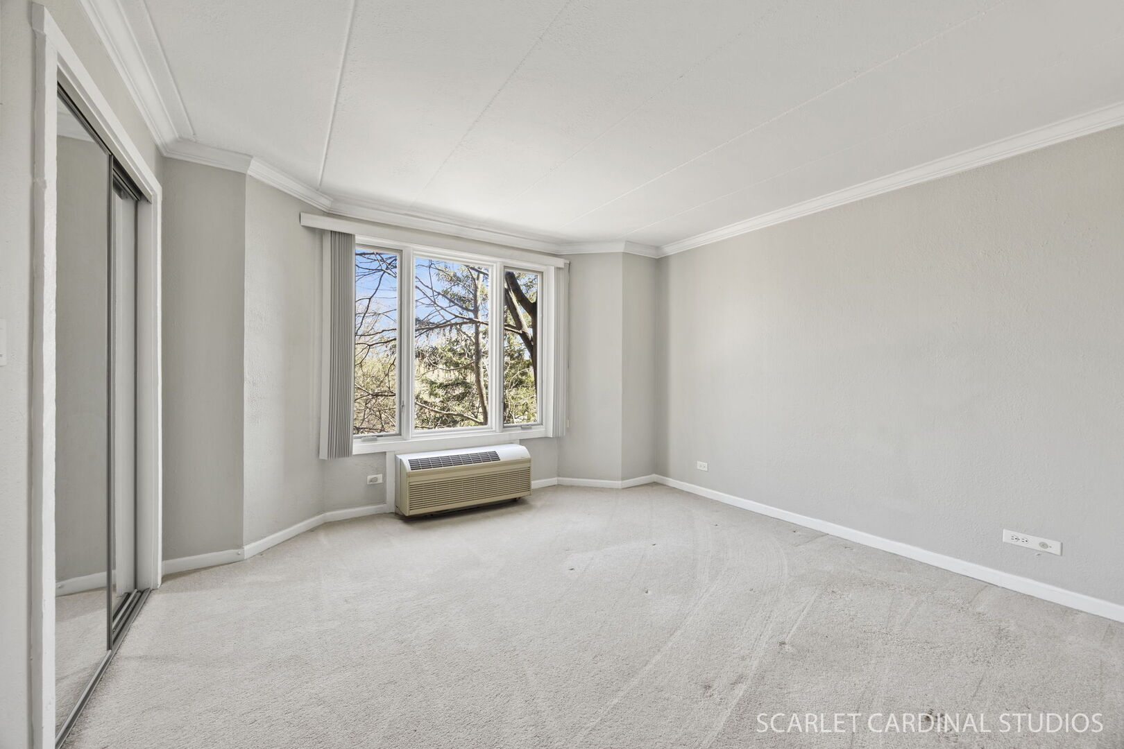 1 Renaissance Place #201, Palatine, IL 60067