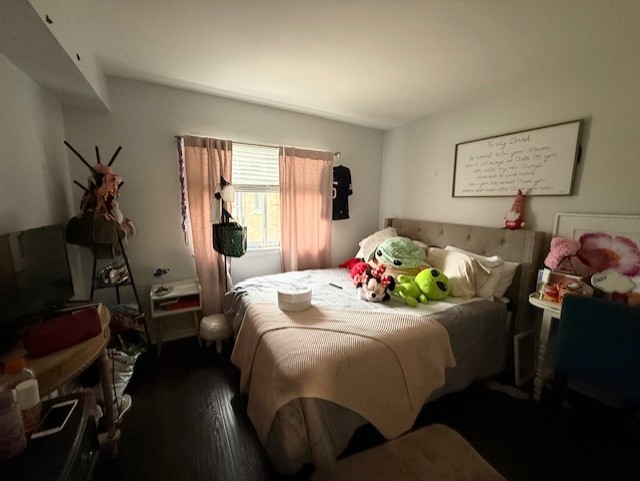 9430 Bay Colony Drive #2N, Des Plaines, IL 60016