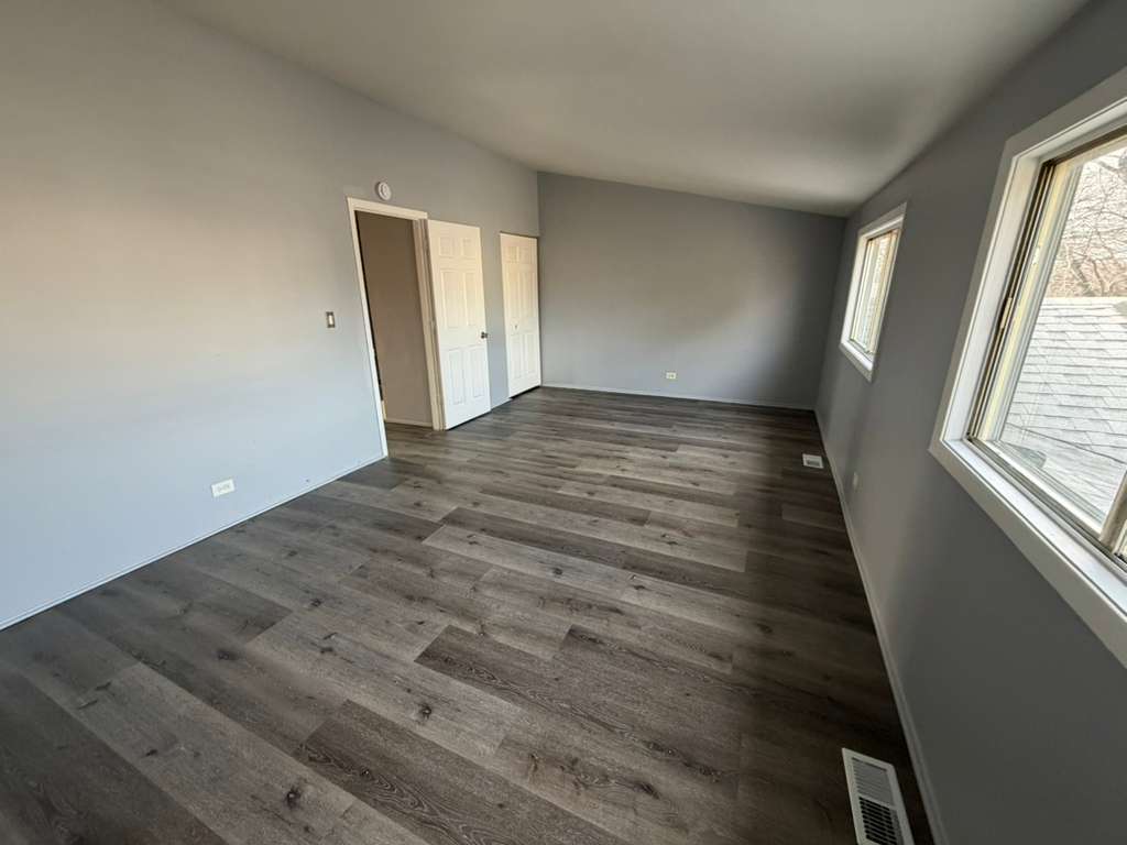 1612 Islandview Court, Hoffman Estates, IL 60169