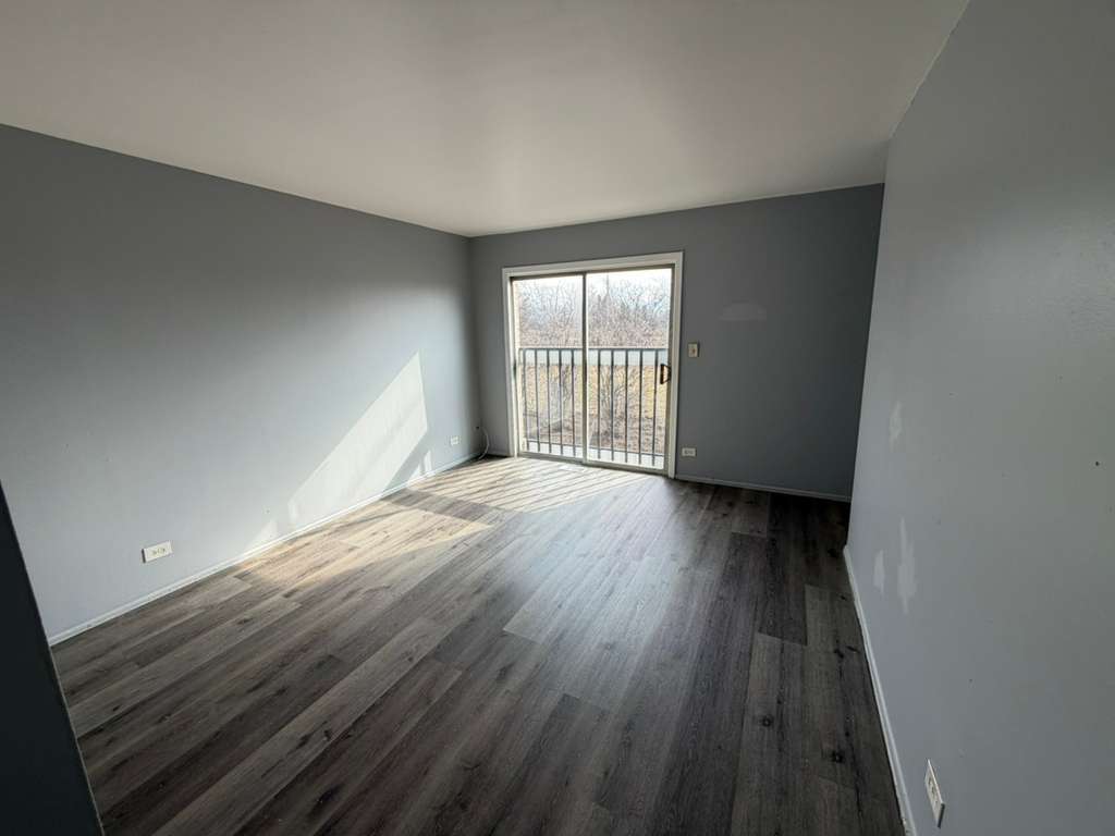 1612 Islandview Court, Hoffman Estates, IL 60169