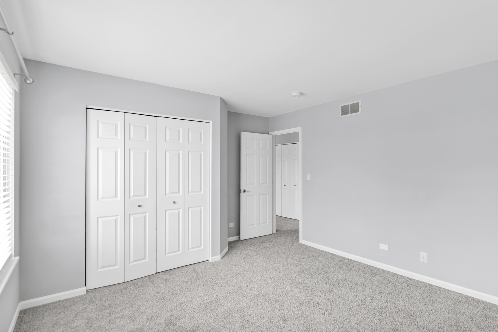 629 Waterford Lane, South Elgin, IL 60177