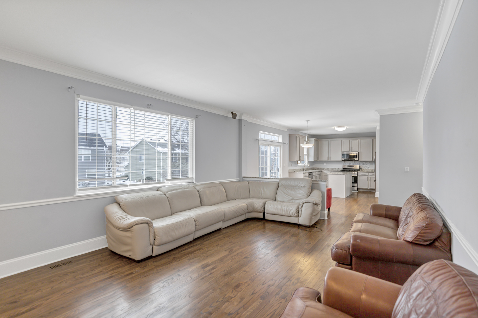 629 Waterford Lane, South Elgin, IL 60177