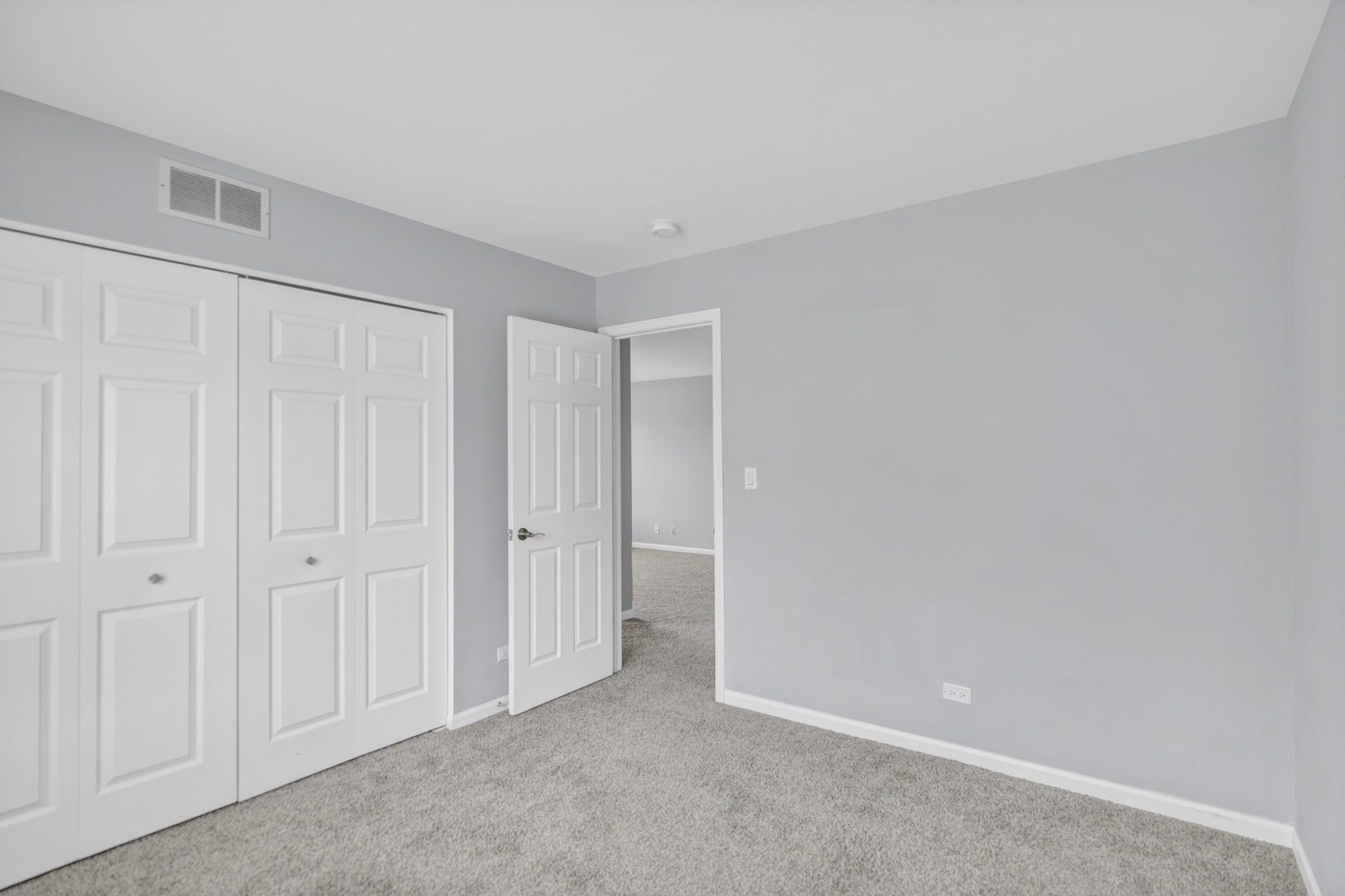 629 Waterford Lane, South Elgin, IL 60177