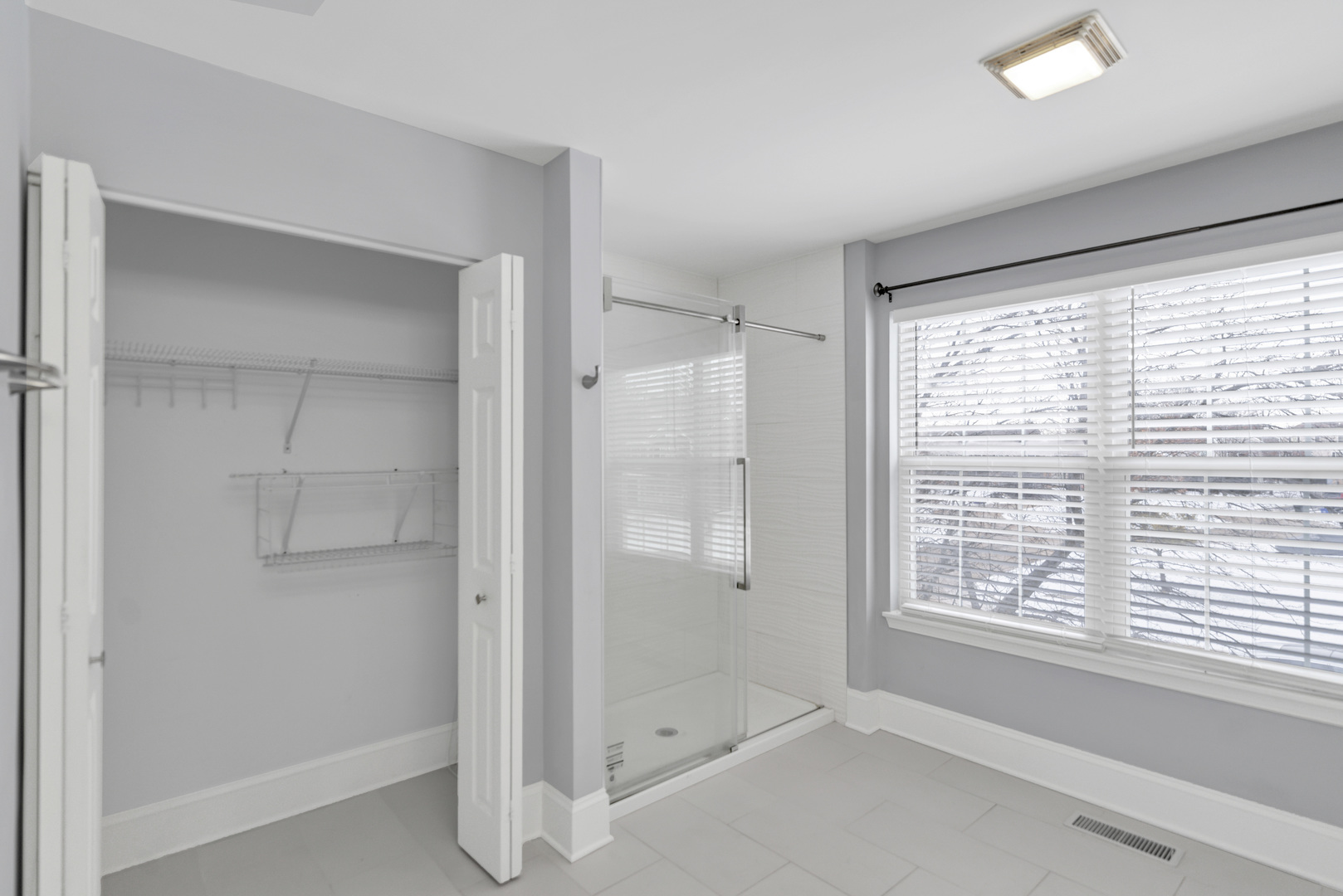 629 Waterford Lane, South Elgin, IL 60177