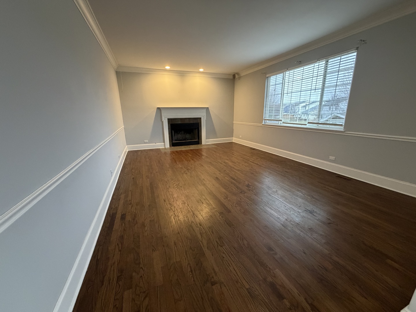 629 Waterford Lane, South Elgin, IL 60177