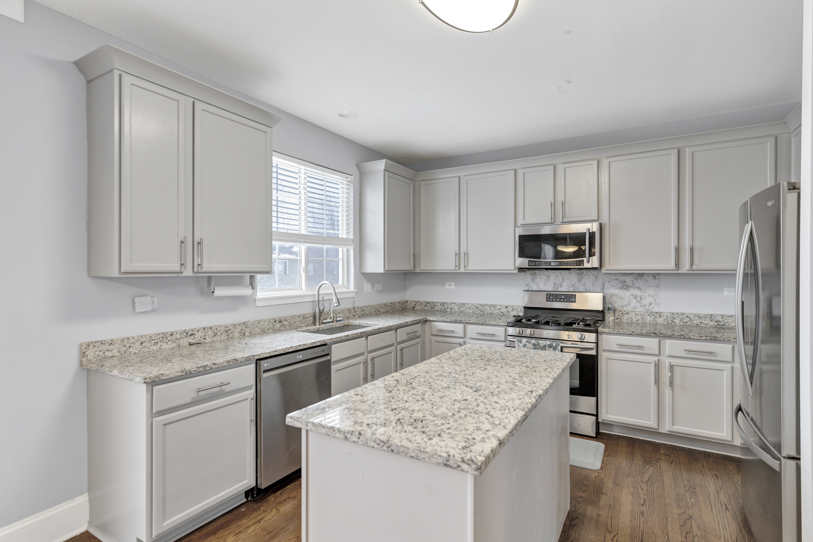 629 Waterford Lane, South Elgin, IL 60177