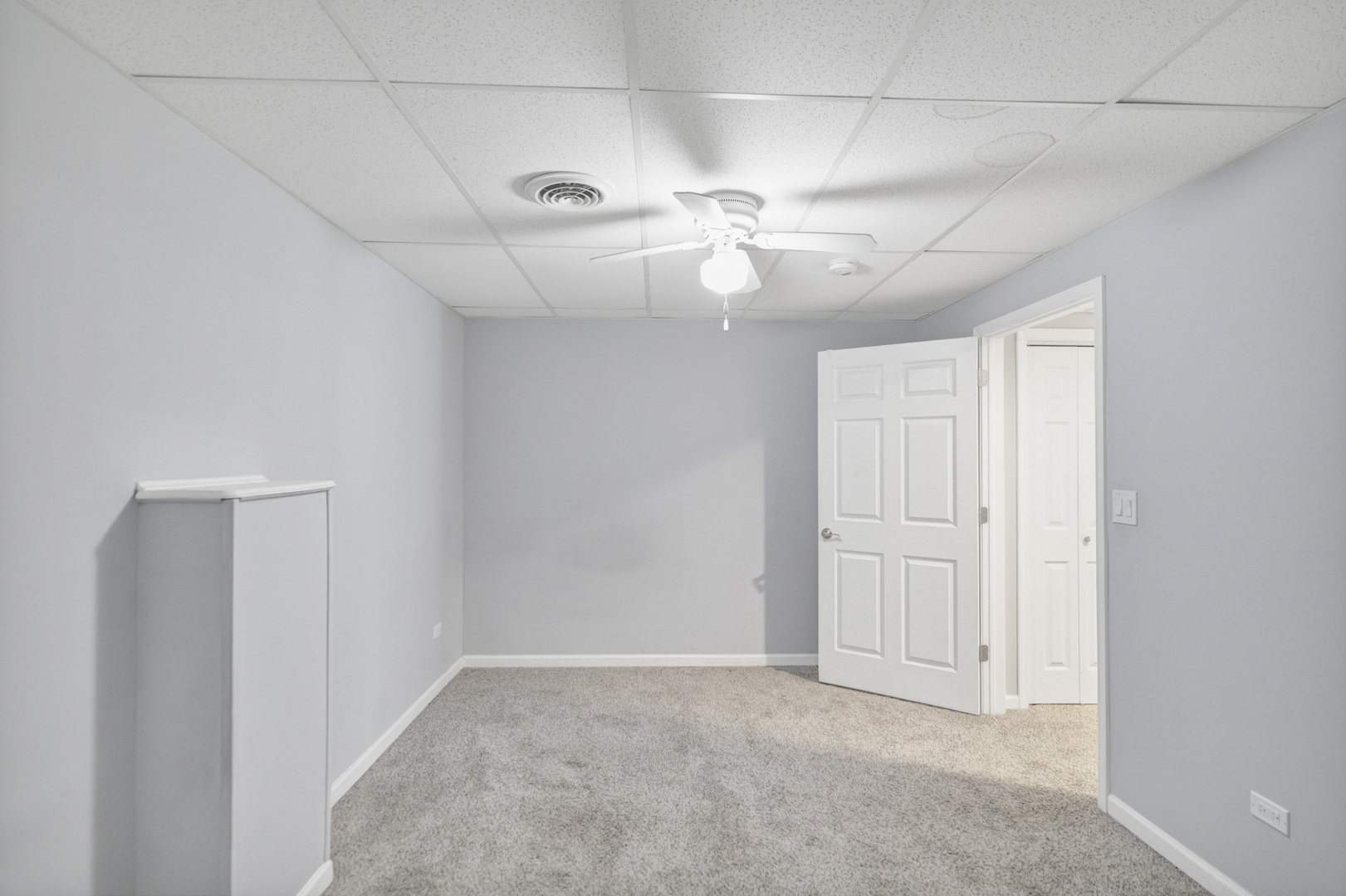 629 Waterford Lane, South Elgin, IL 60177