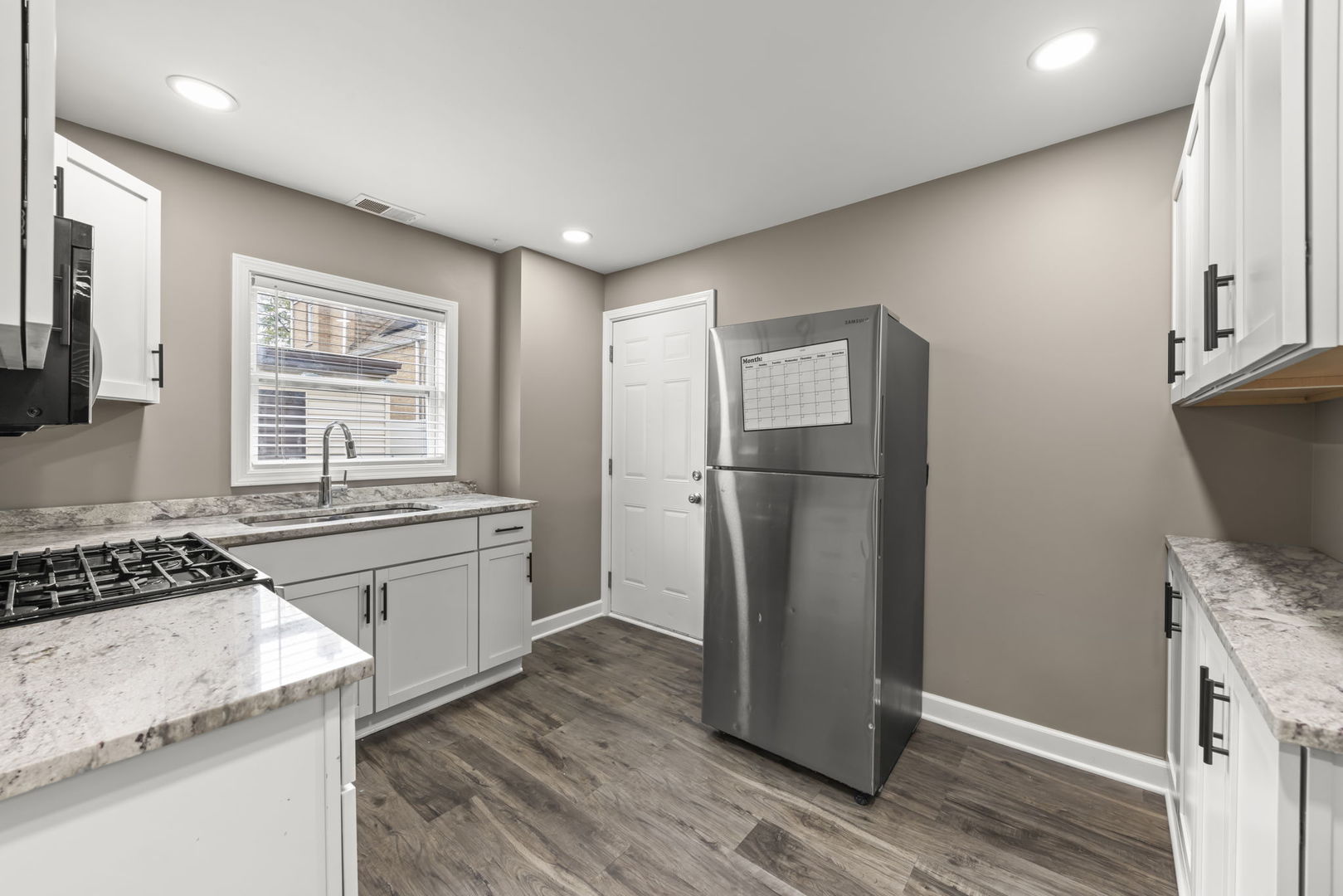 5817 W 64th Street, Chicago, IL 60638