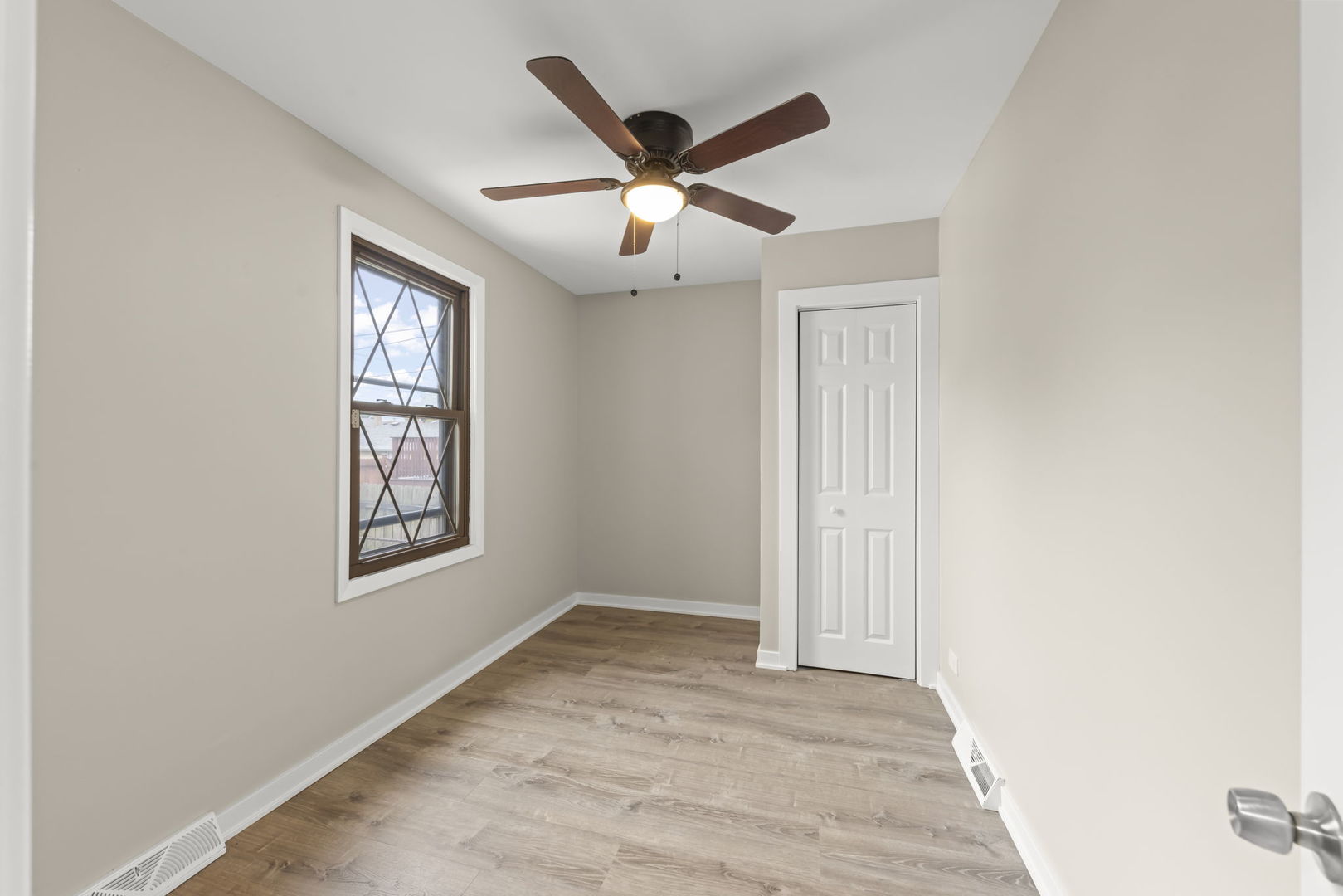 5817 W 64th Street, Chicago, IL 60638