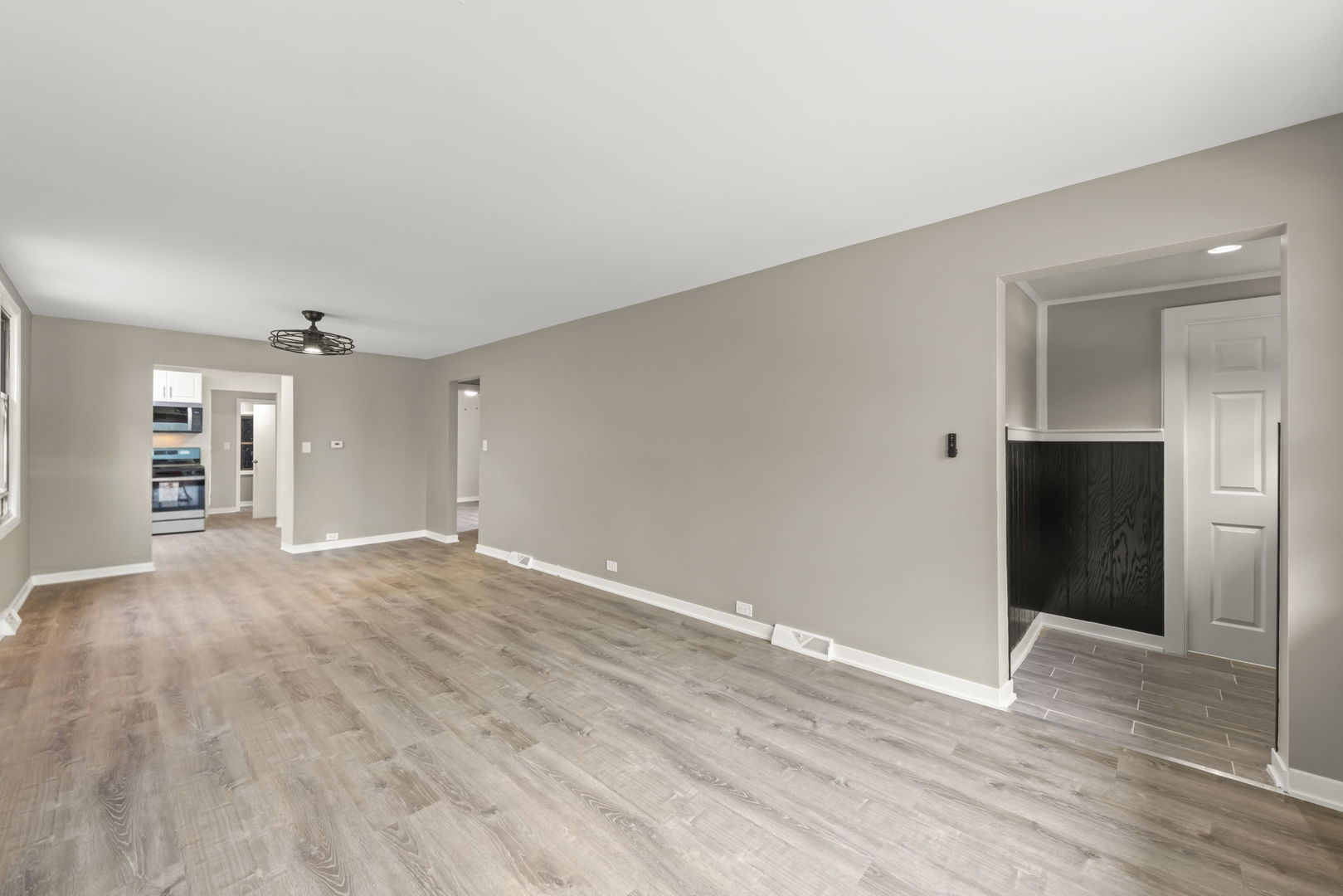 5817 W 64th Street, Chicago, IL 60638