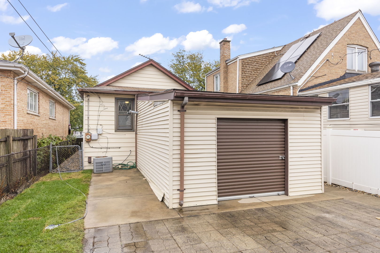 5817 W 64th Street, Chicago, IL 60638