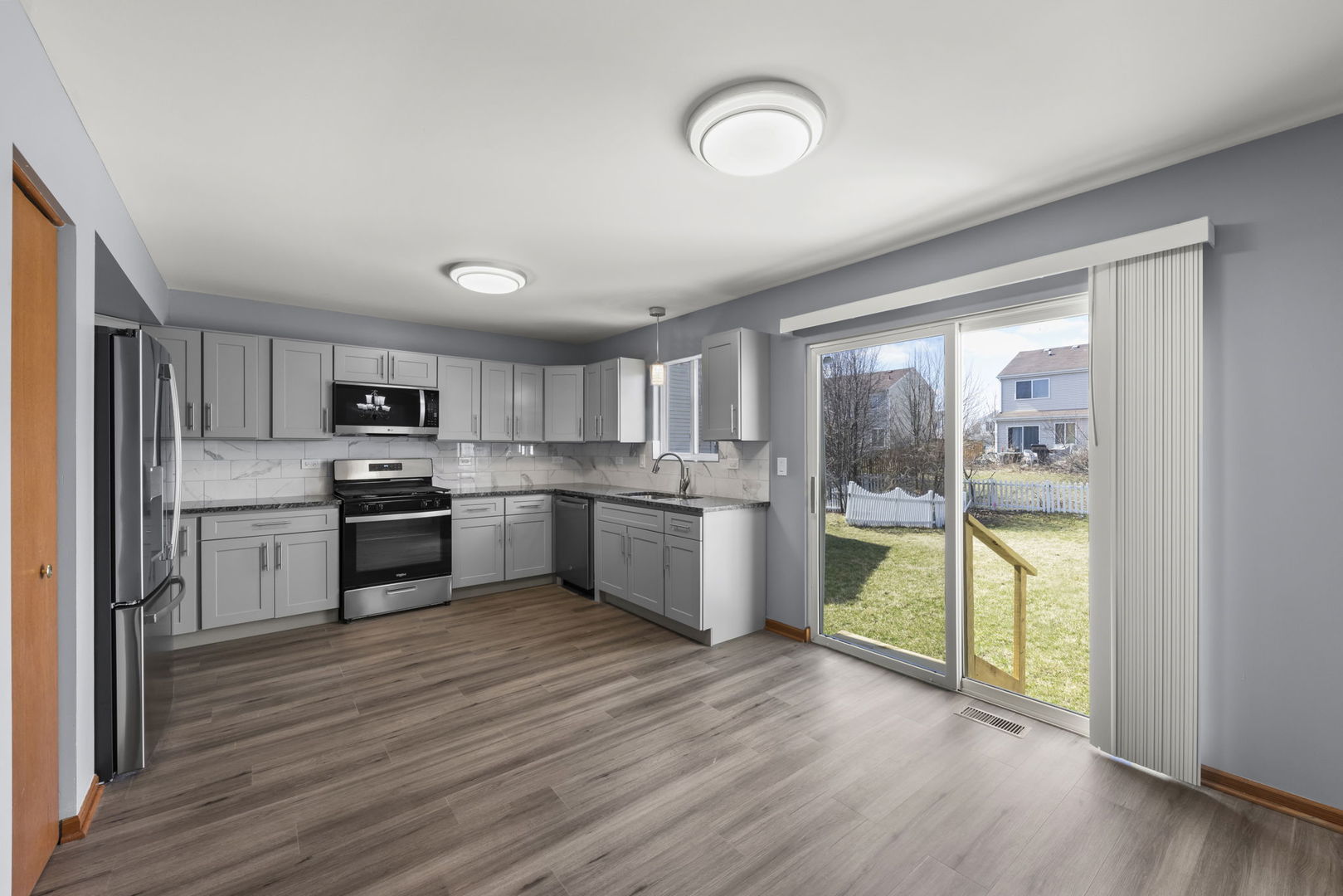 905 Thorn Creek Drive, Joliet, IL 60436