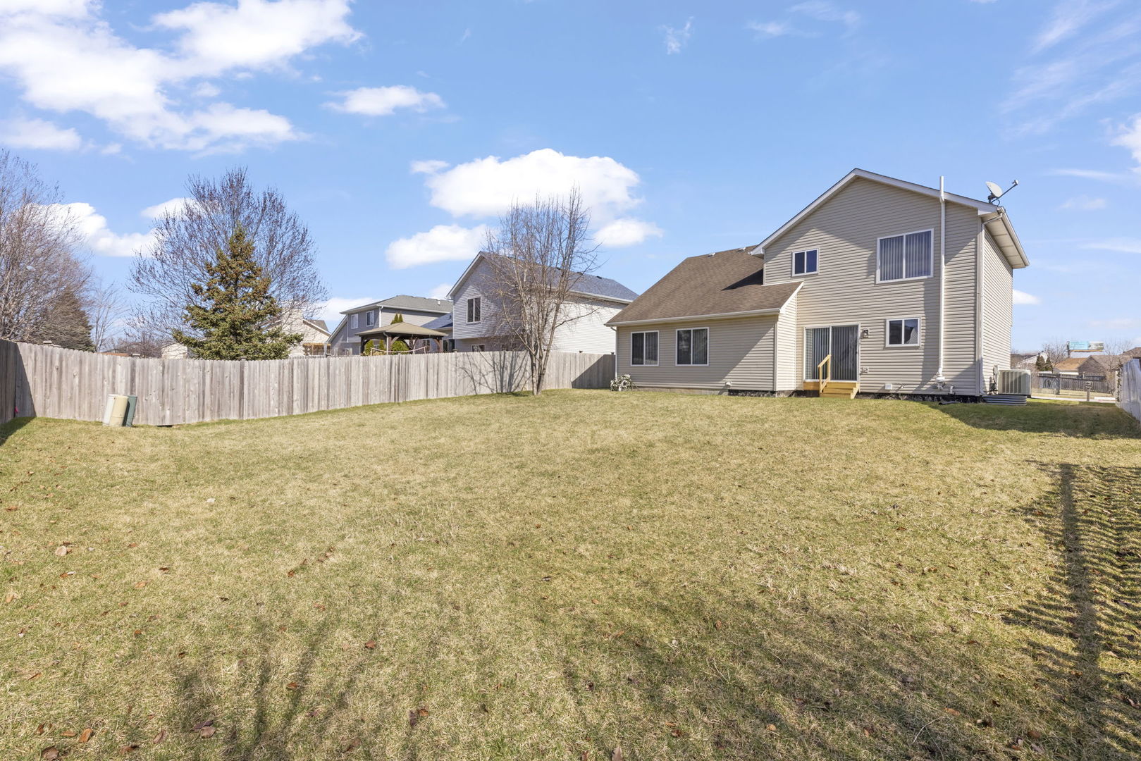 905 Thorn Creek Drive, Joliet, IL 60436