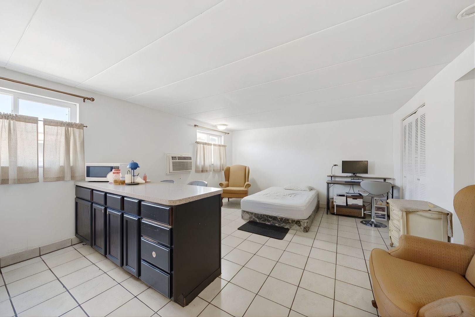 5470 S Archer Avenue #3B, Chicago, IL 60638