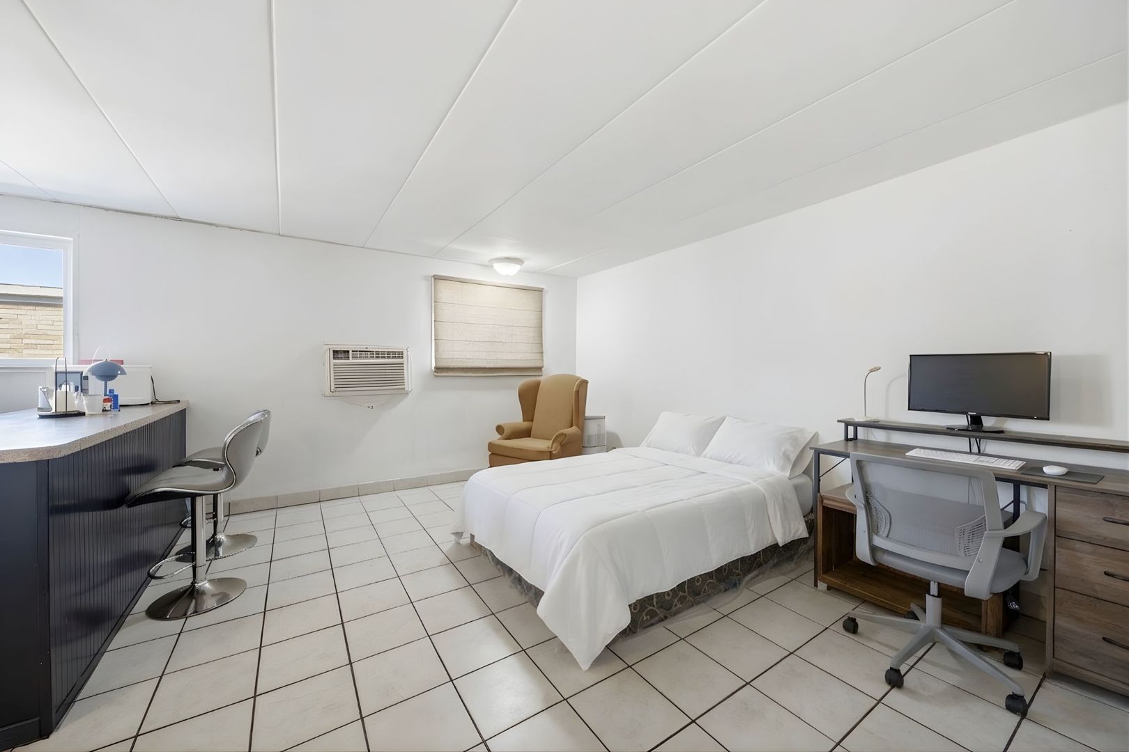 5470 S Archer Avenue #3B, Chicago, IL 60638