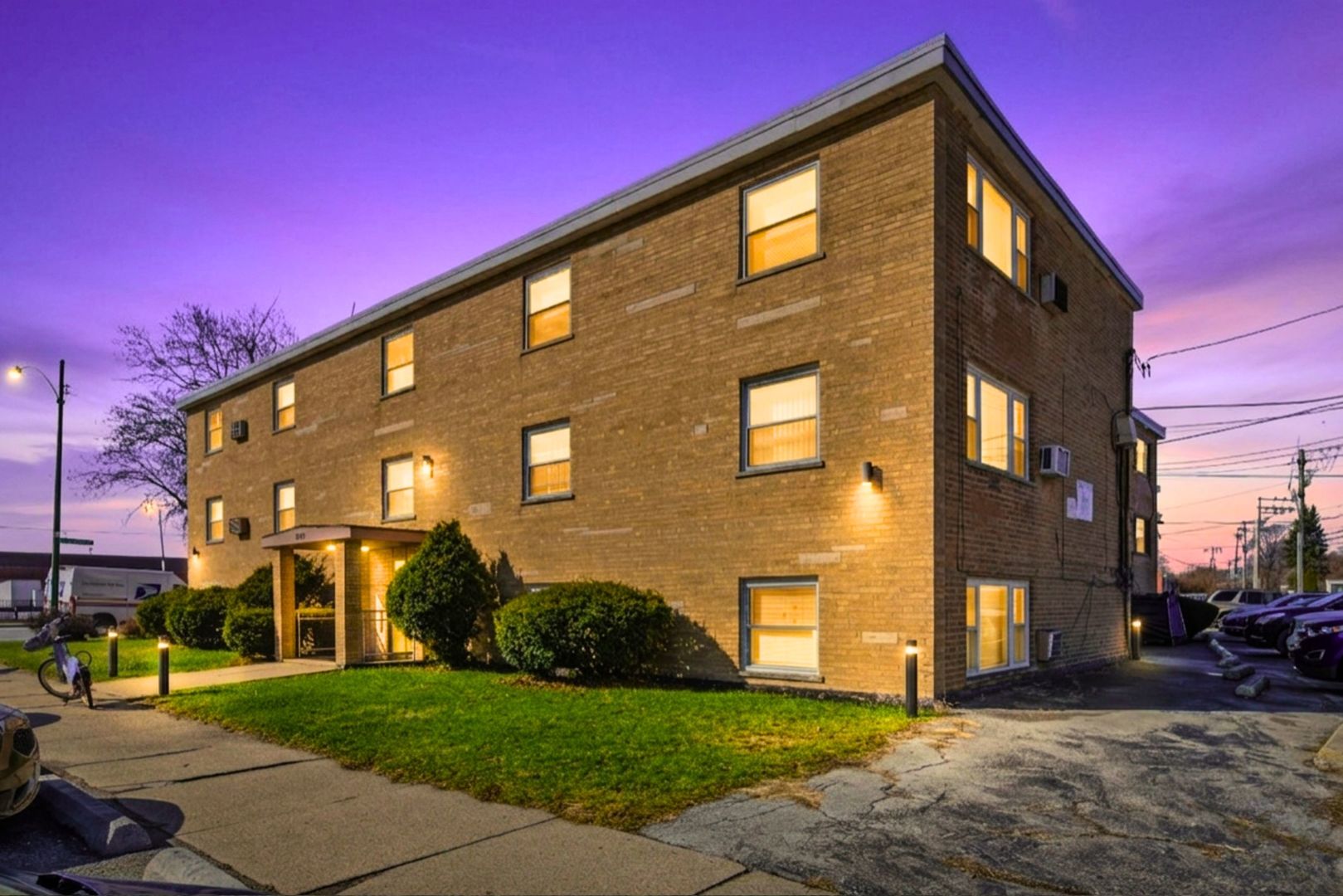 5470 S Archer Avenue #3B, Chicago, IL 60638