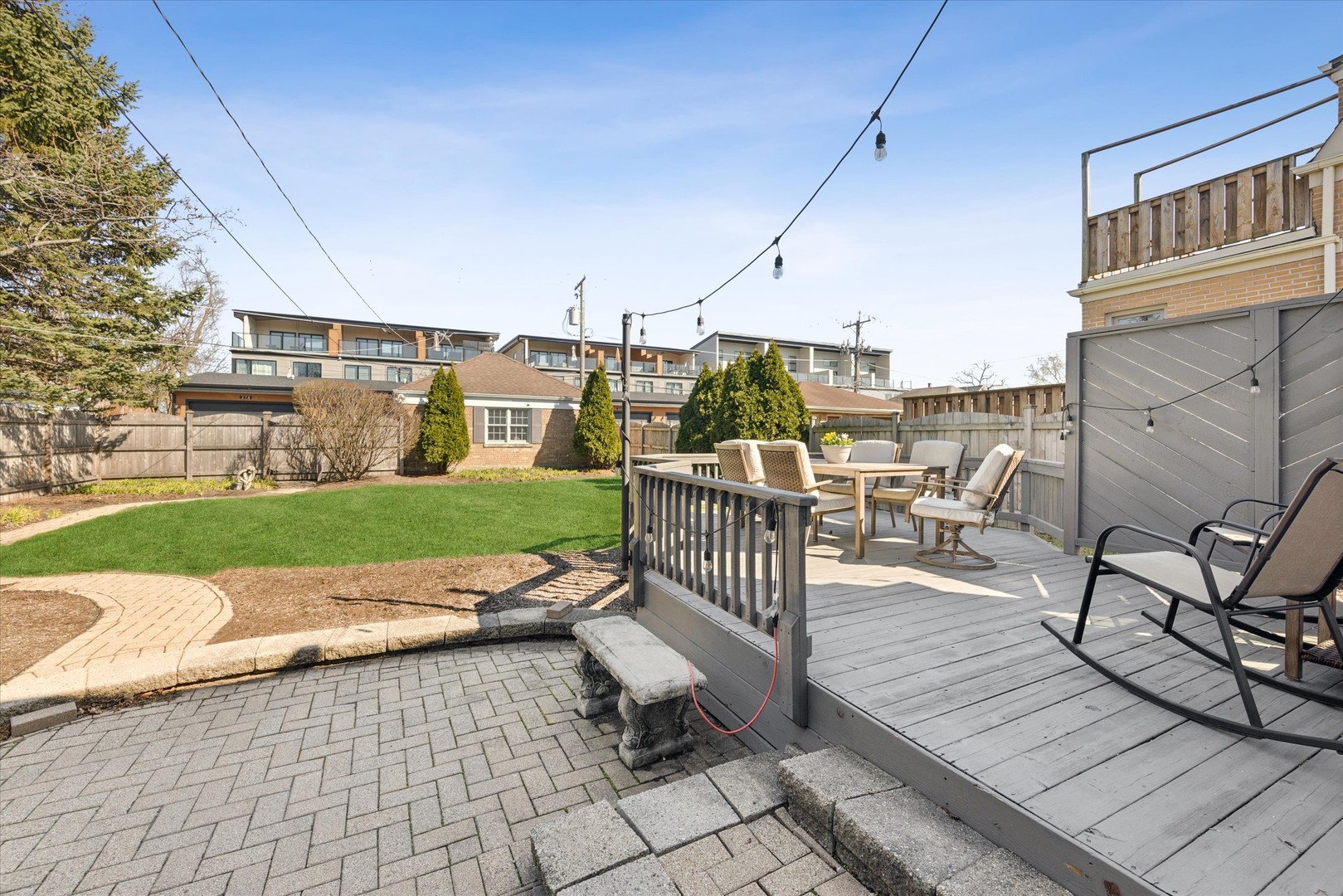 267 N Larch Avenue, Elmhurst, IL 60126