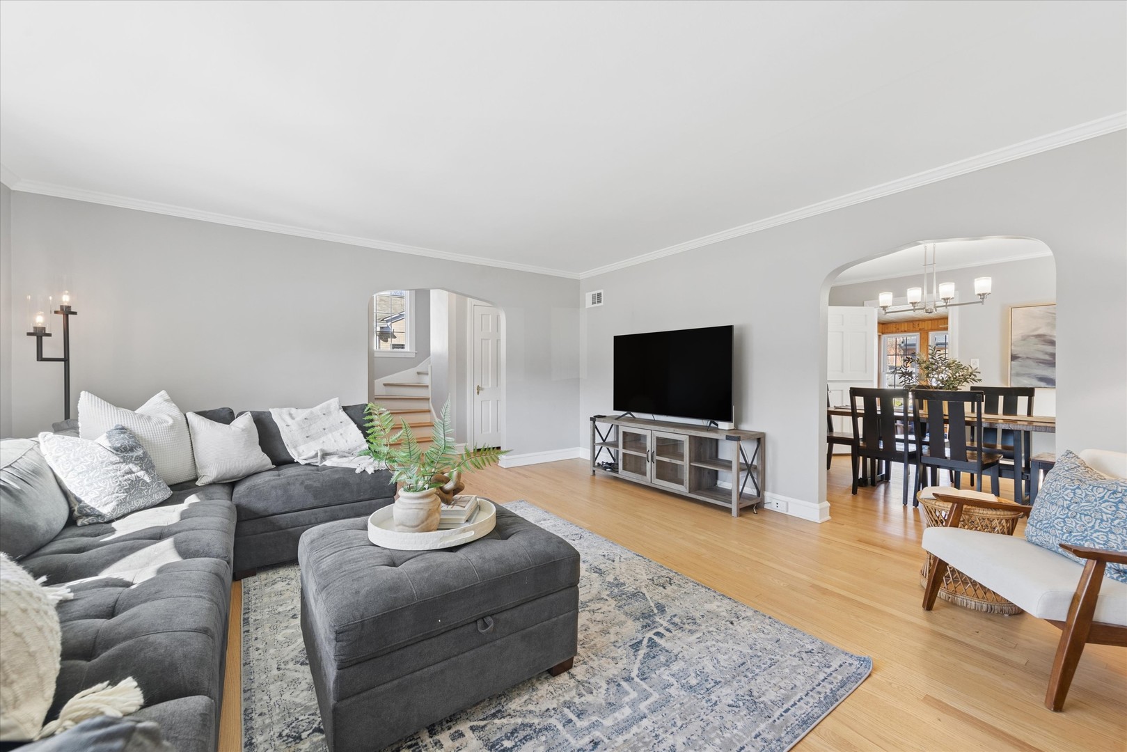 267 N Larch Avenue, Elmhurst, IL 60126