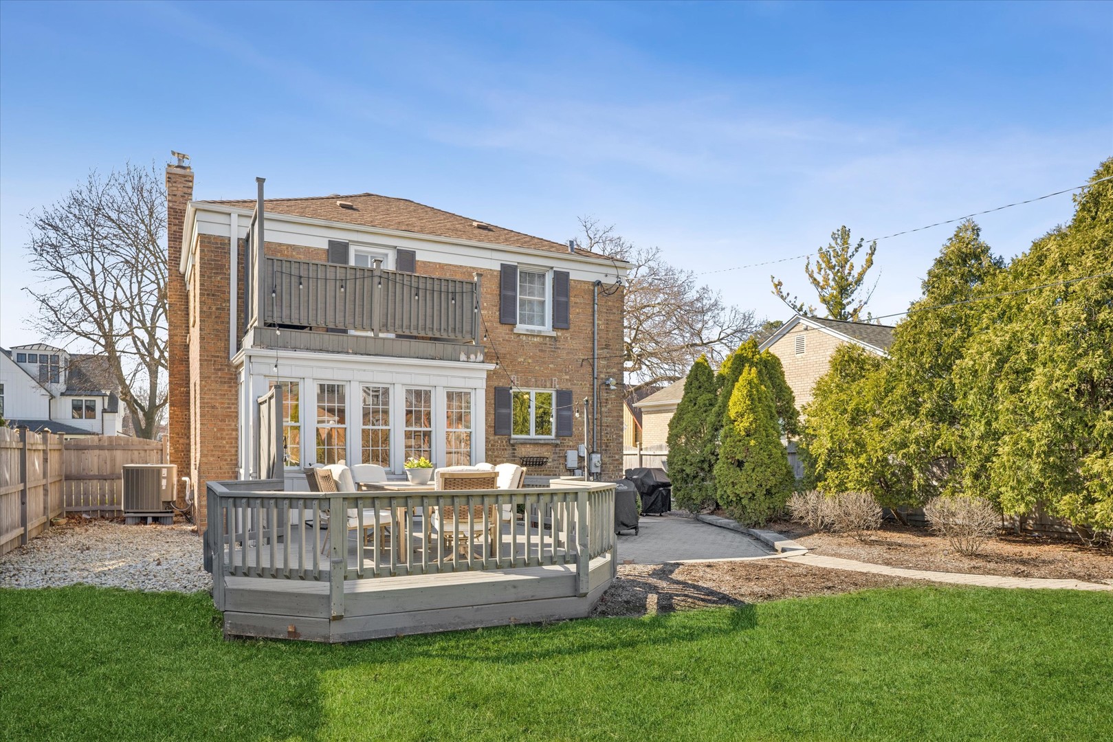 267 N Larch Avenue, Elmhurst, IL 60126