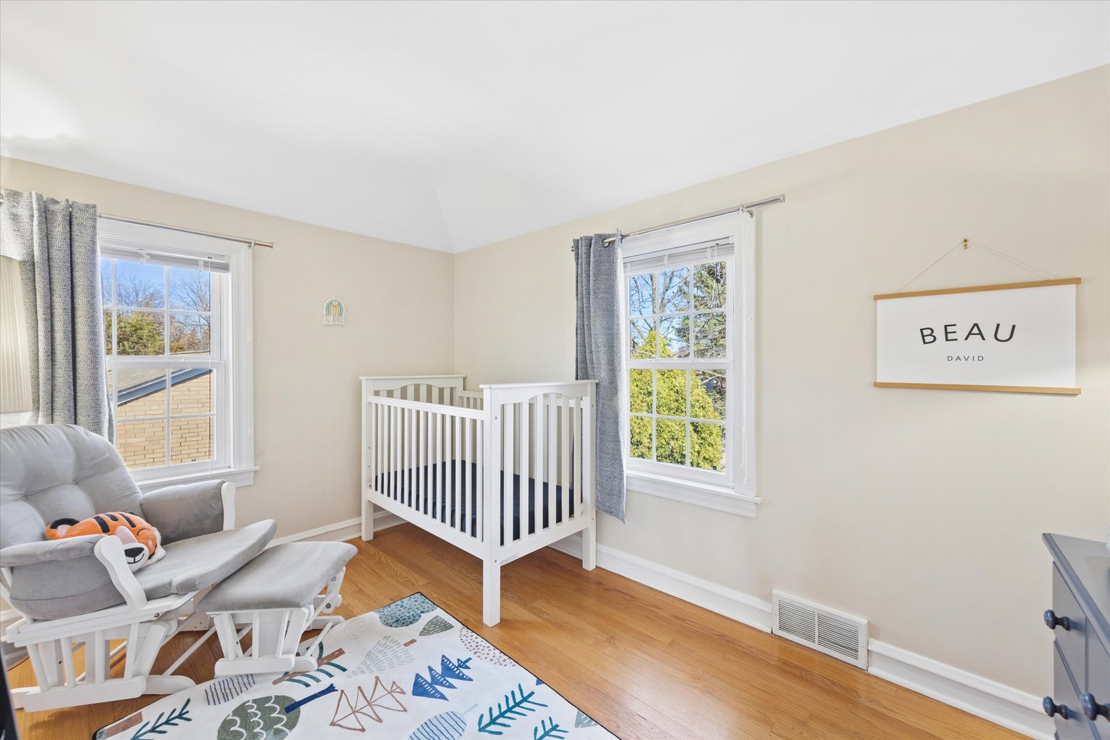 267 N Larch Avenue, Elmhurst, IL 60126